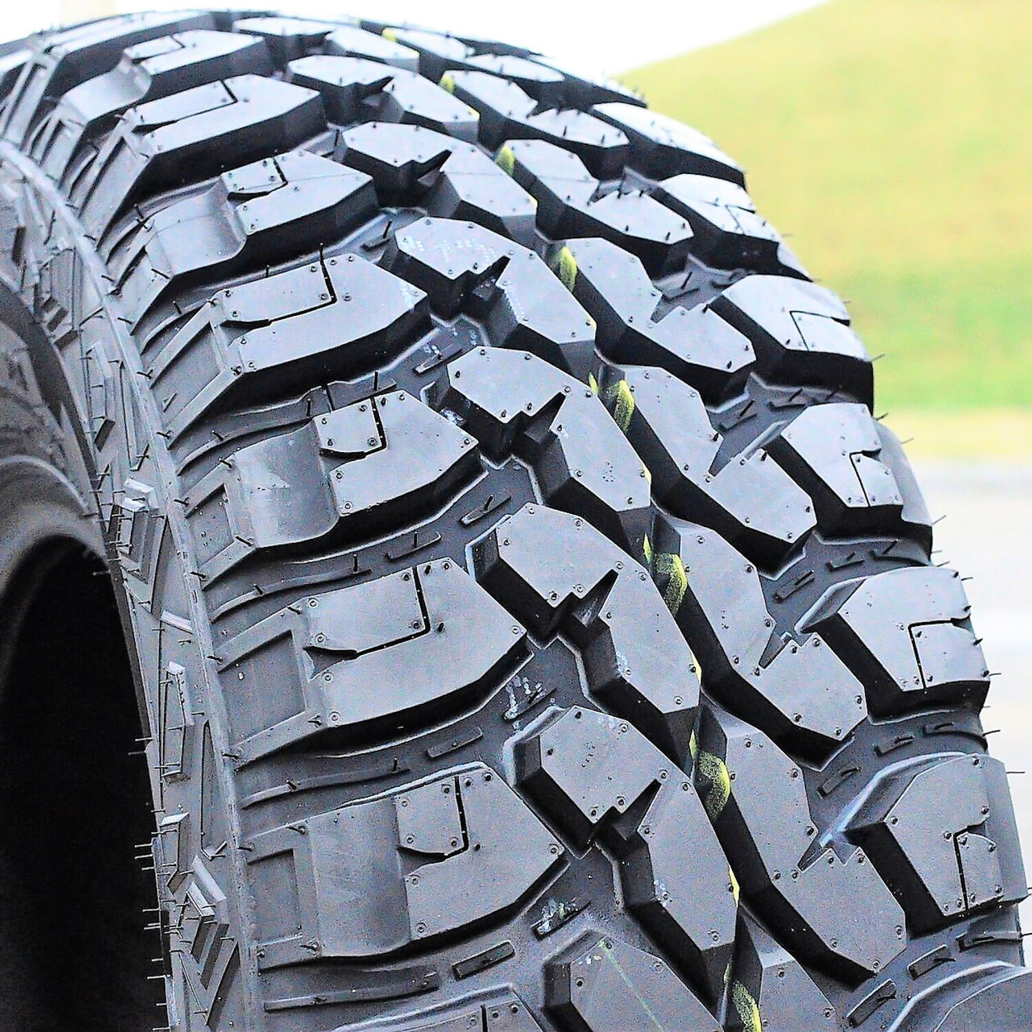 Forceum M/T 08 Plus 265/60R18 110Q
