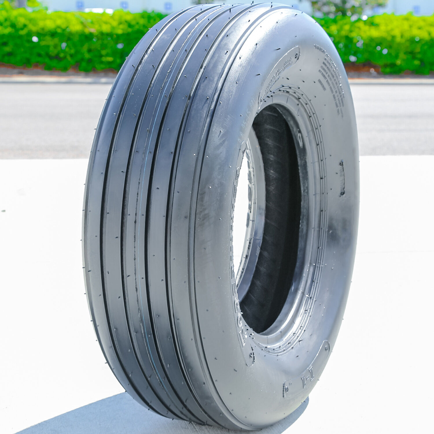 Forerunner QH641 12.5L-15 12 Ply (TT)