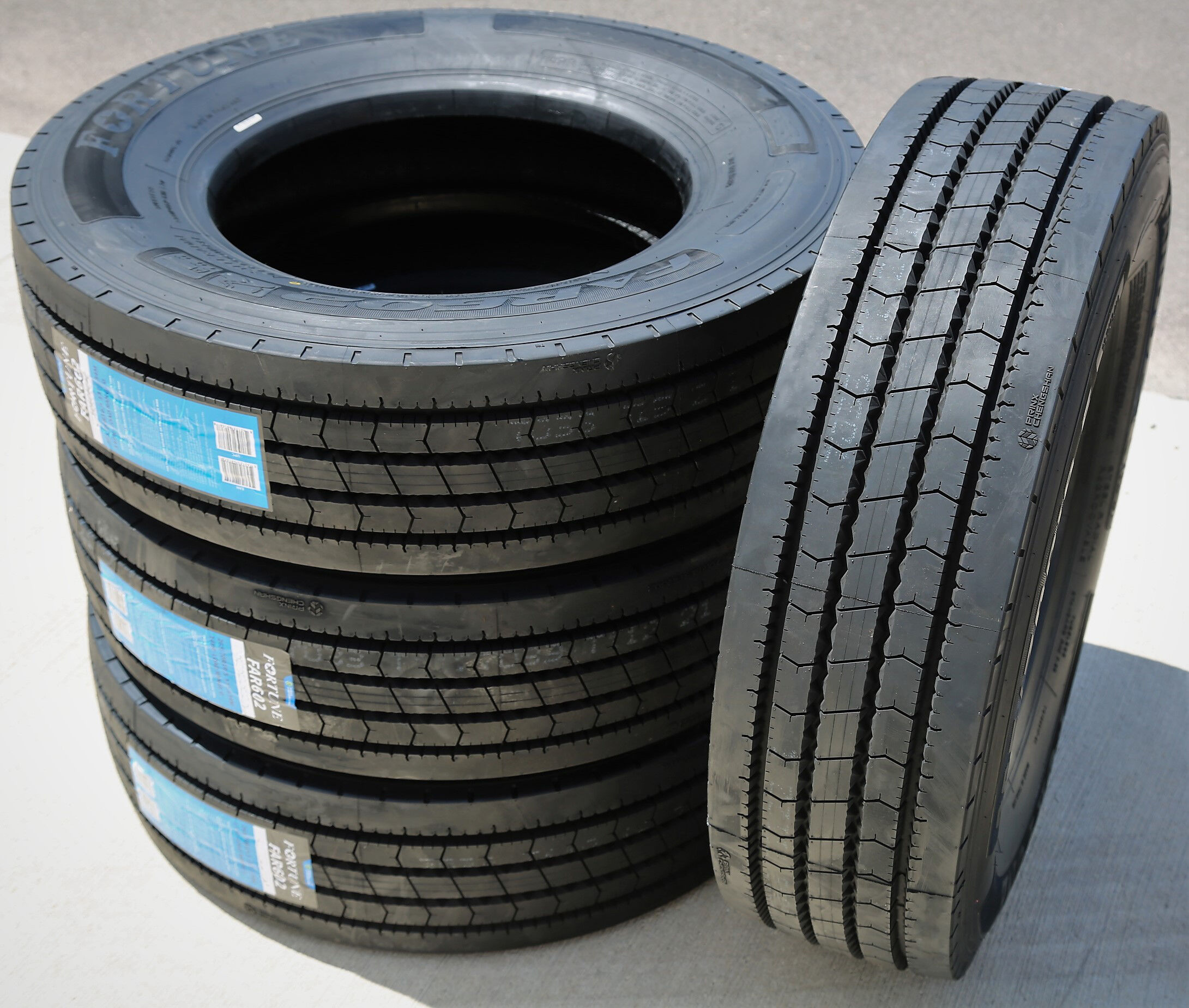 Fortune FAR602 225/70R19.5 128/126N G (14 Ply) AS A/S All Season Tire