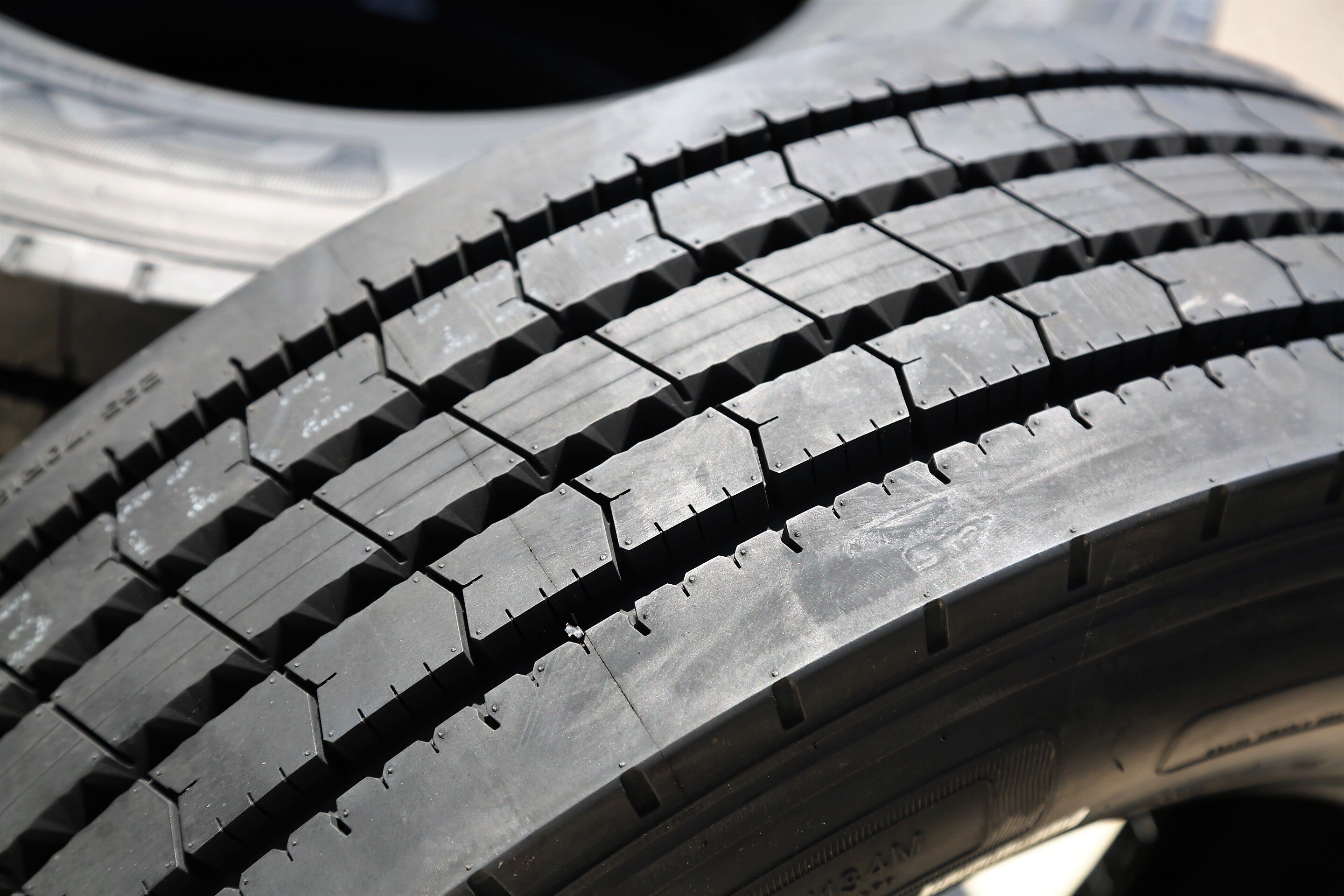 Fortune FAR602 265/70R19.5 137/134M G (14 Ply)