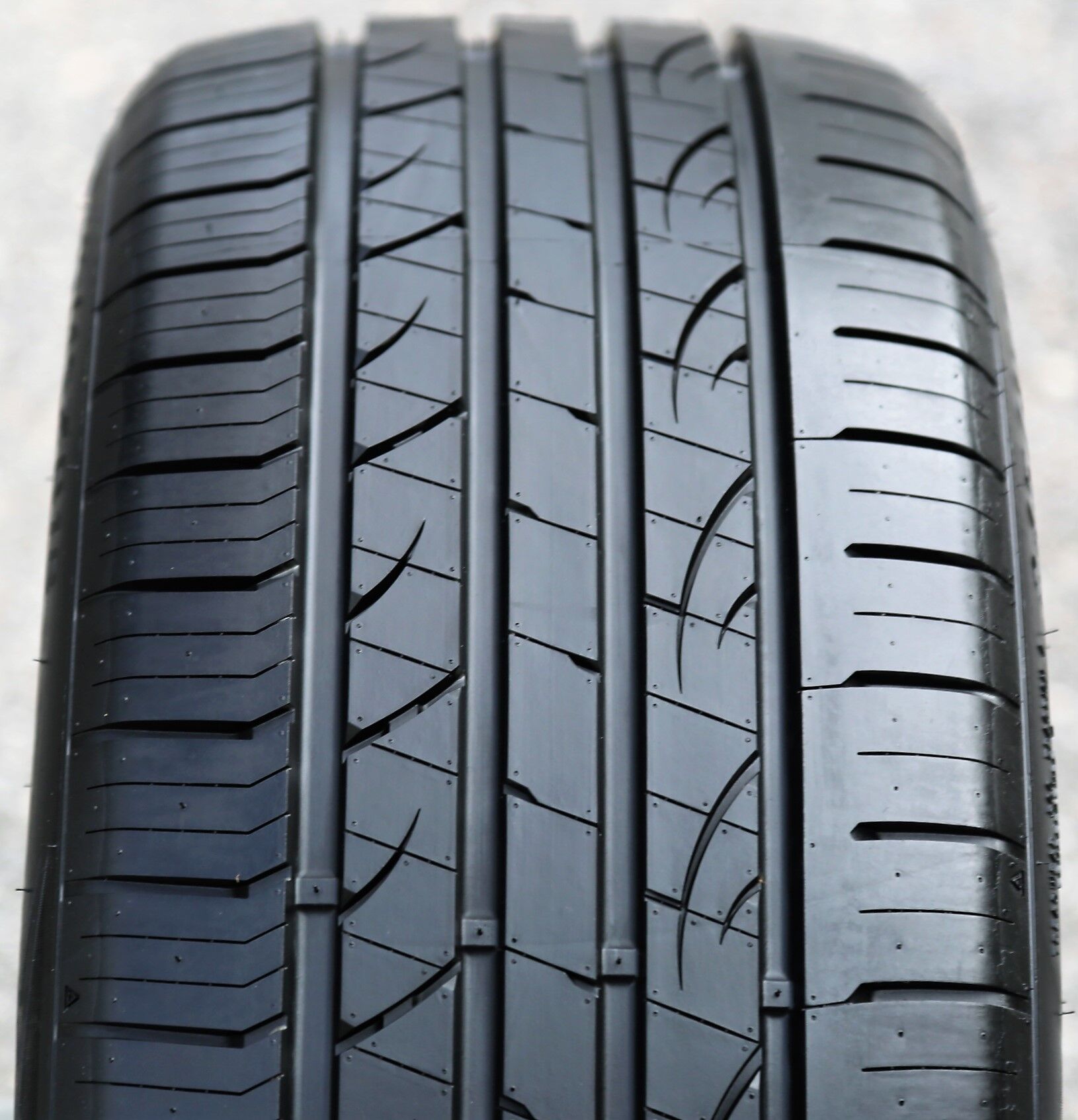 Fortune Viento FSR702 245/35R18 ZR 92Y XL