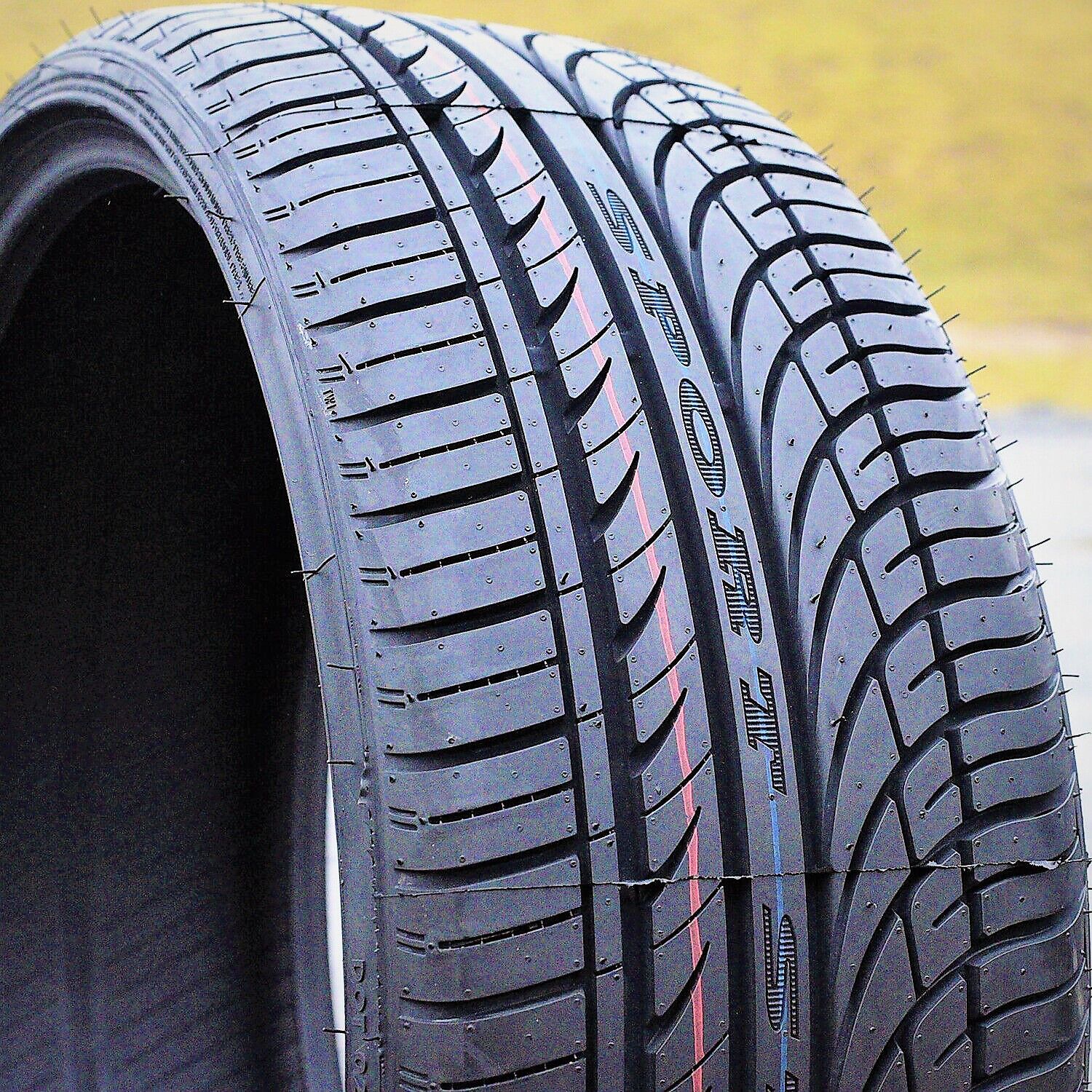 Fullway HP108 305/35R24 112V XL