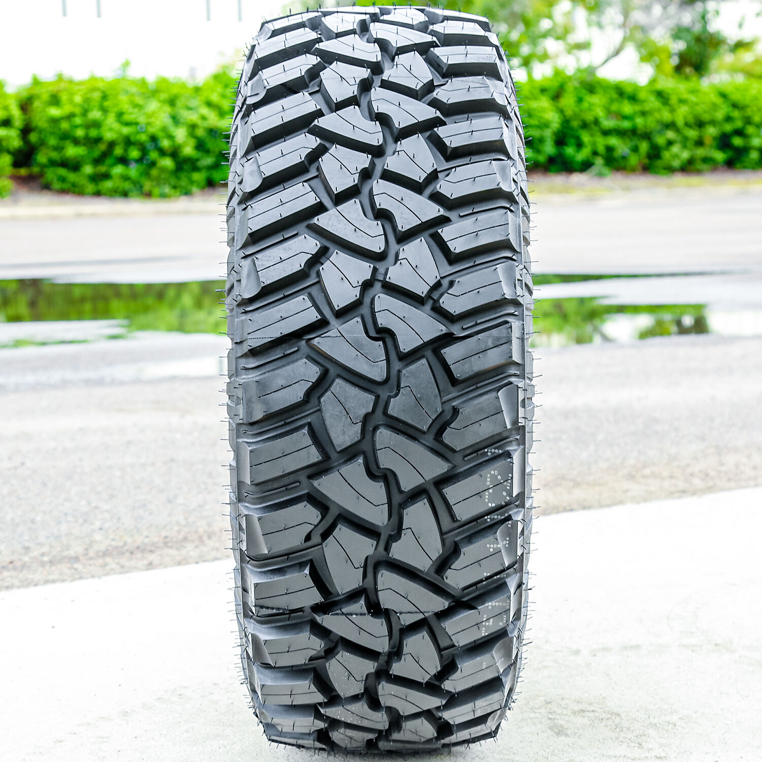 Fury Country Hunter M/T 2 (3 Ply Sidewall) LT 35X12.50R17 121Q F (12 Ply)