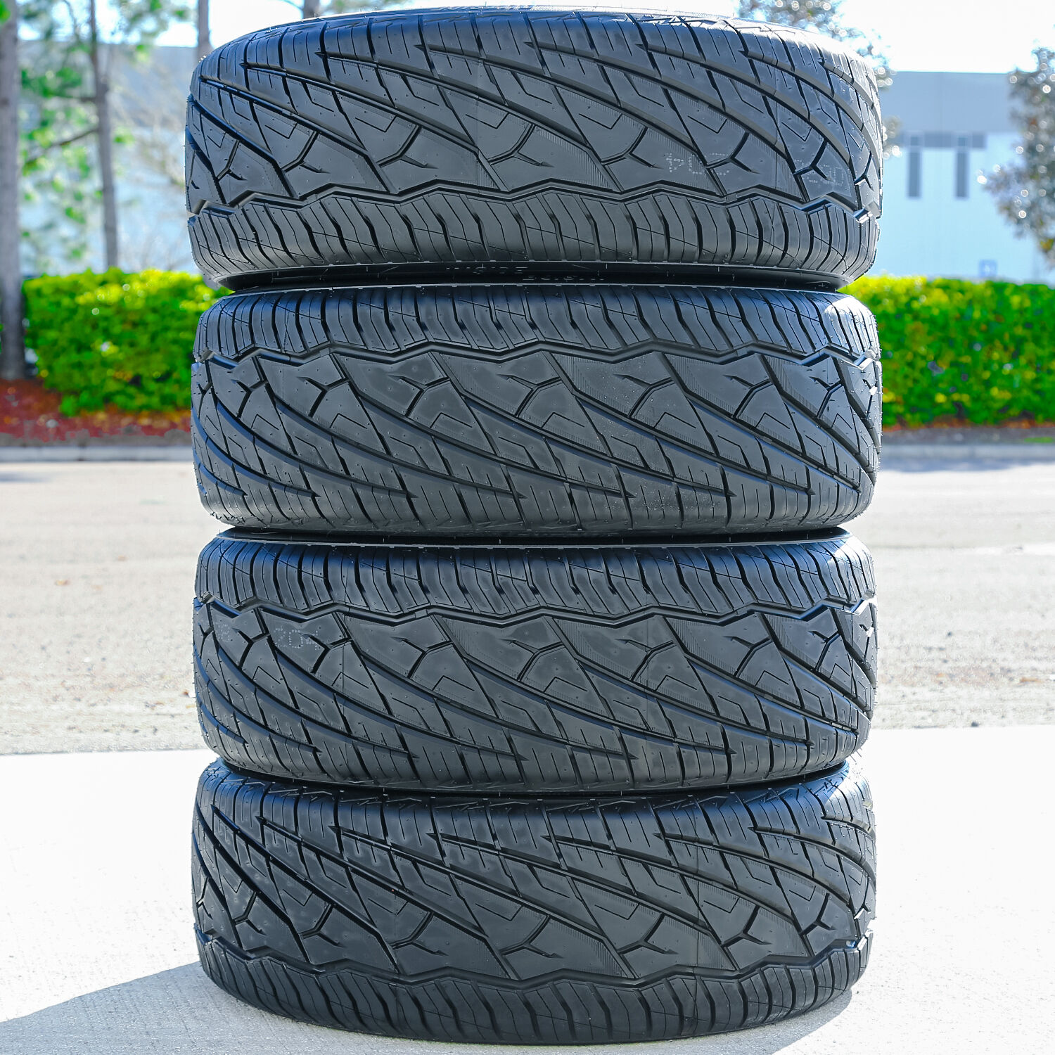 Giovanna A/S 215/55R17 ZR 98W XL