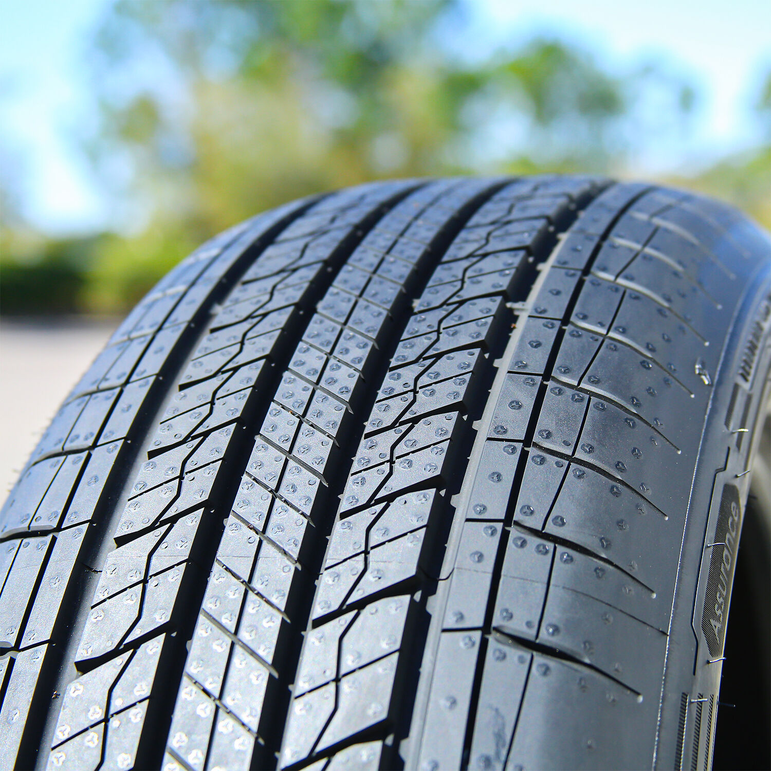 Goodyear Assurance MaxGuard SUV 245/50R20 102V