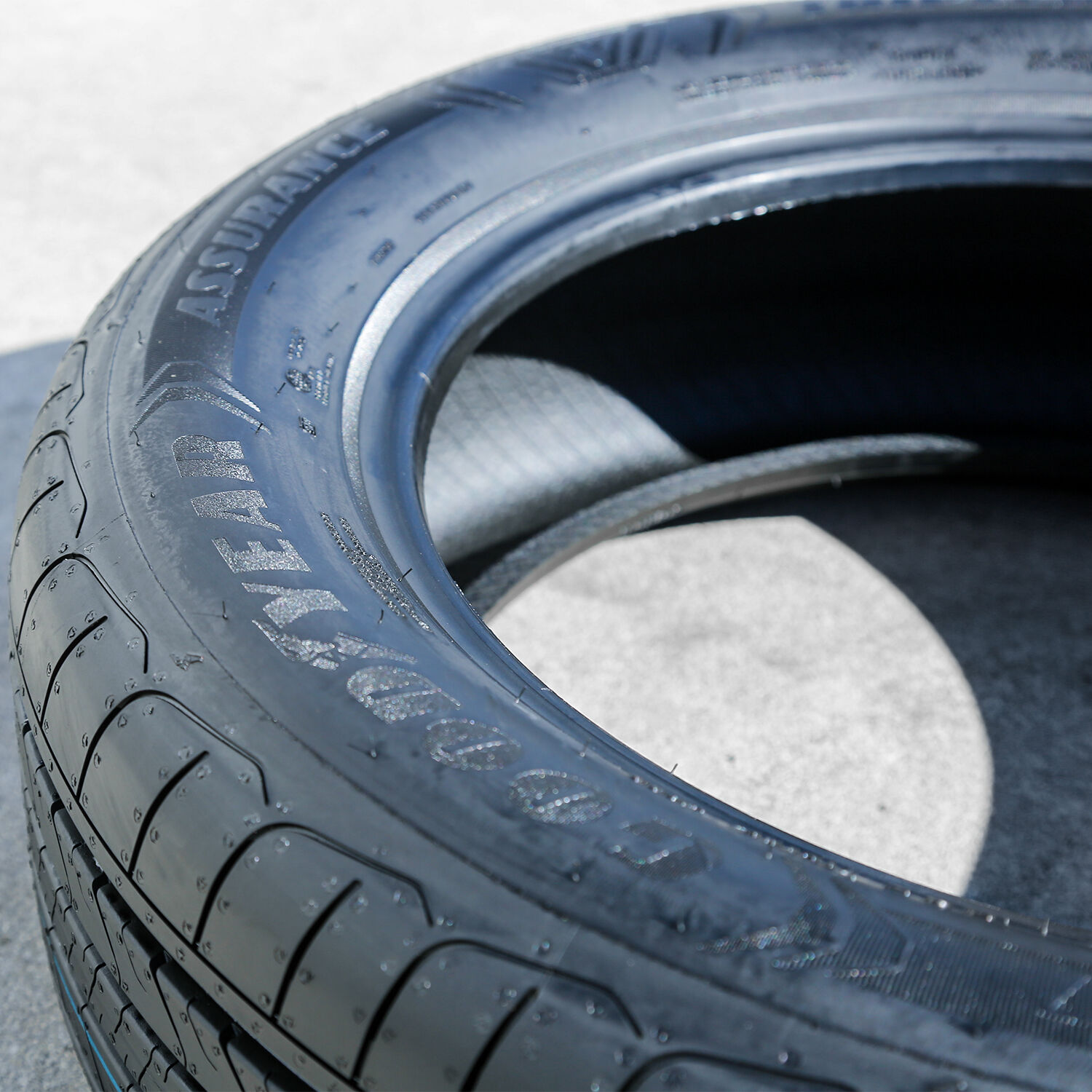 Goodyear Assurance Triplemax 2 205/55R16 91V