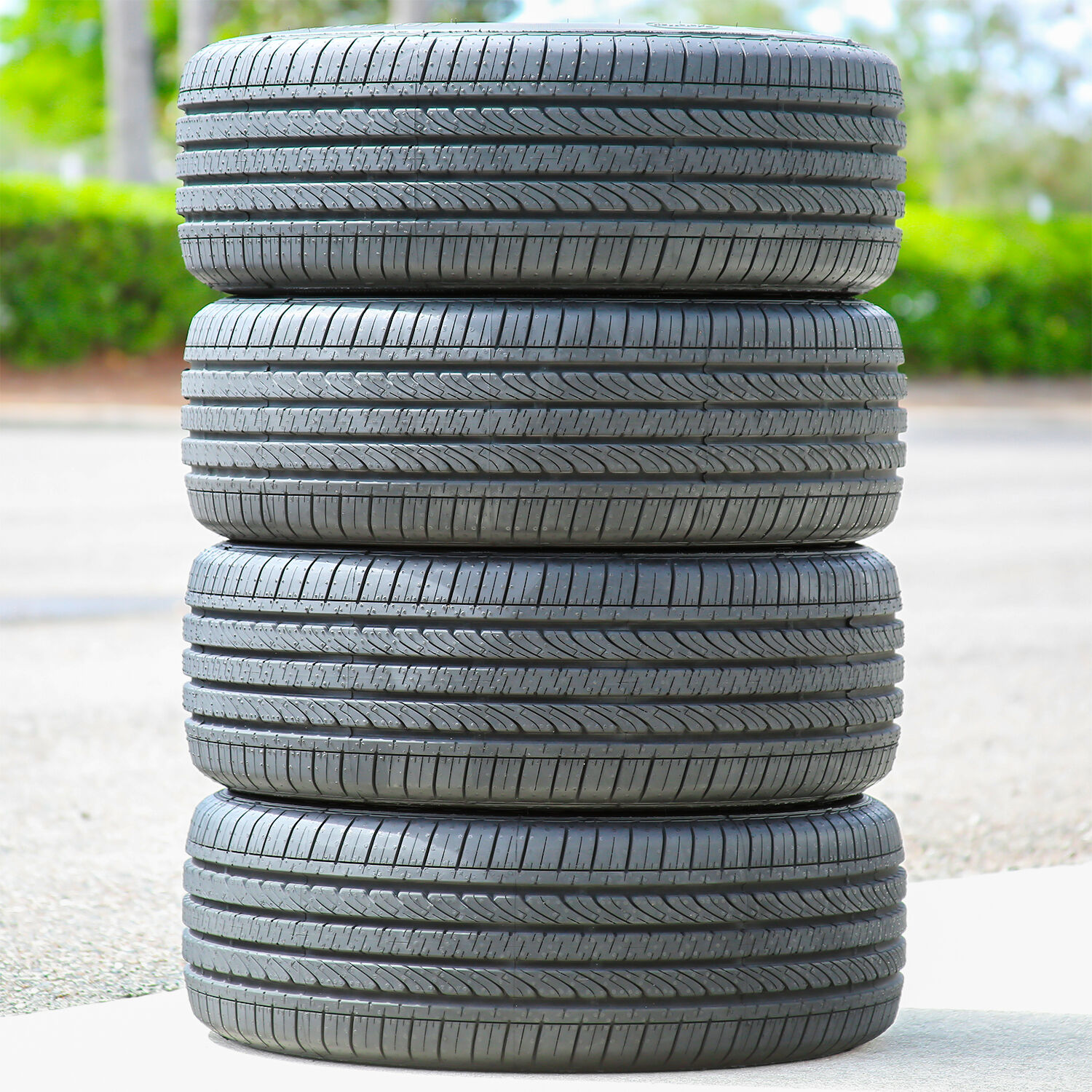 Goodyear Assurance Triplemax 225/55R17 97V