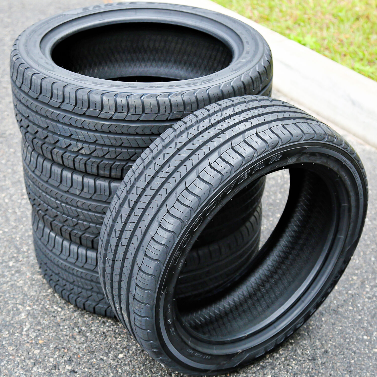 Goodyear Eagle Sport TZ 215/55R17 94V (DC)