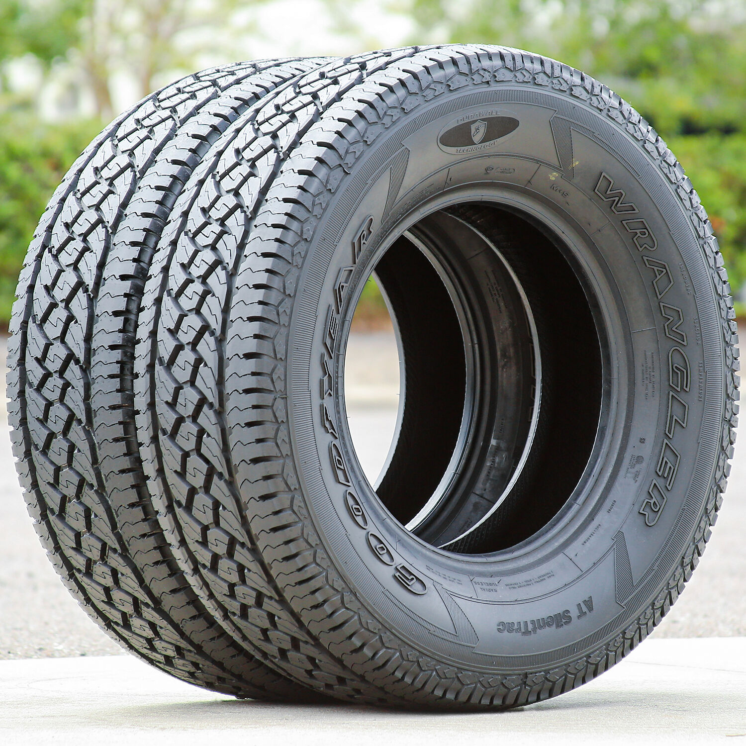 Goodyear Wrangler AT SilentTrac (DuraWall) LT 265/75R16 123/120Q E (10 Ply)