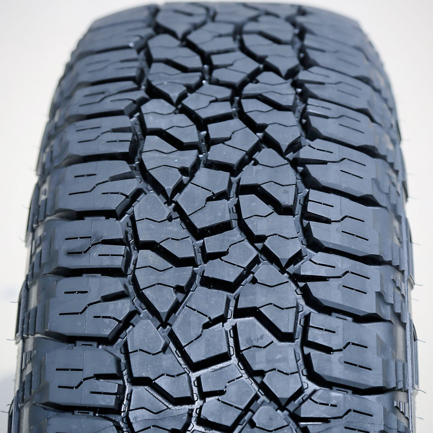 Goodyear Wrangler TrailRunner AT LT 275/65R20 126/123S E (10 Ply)