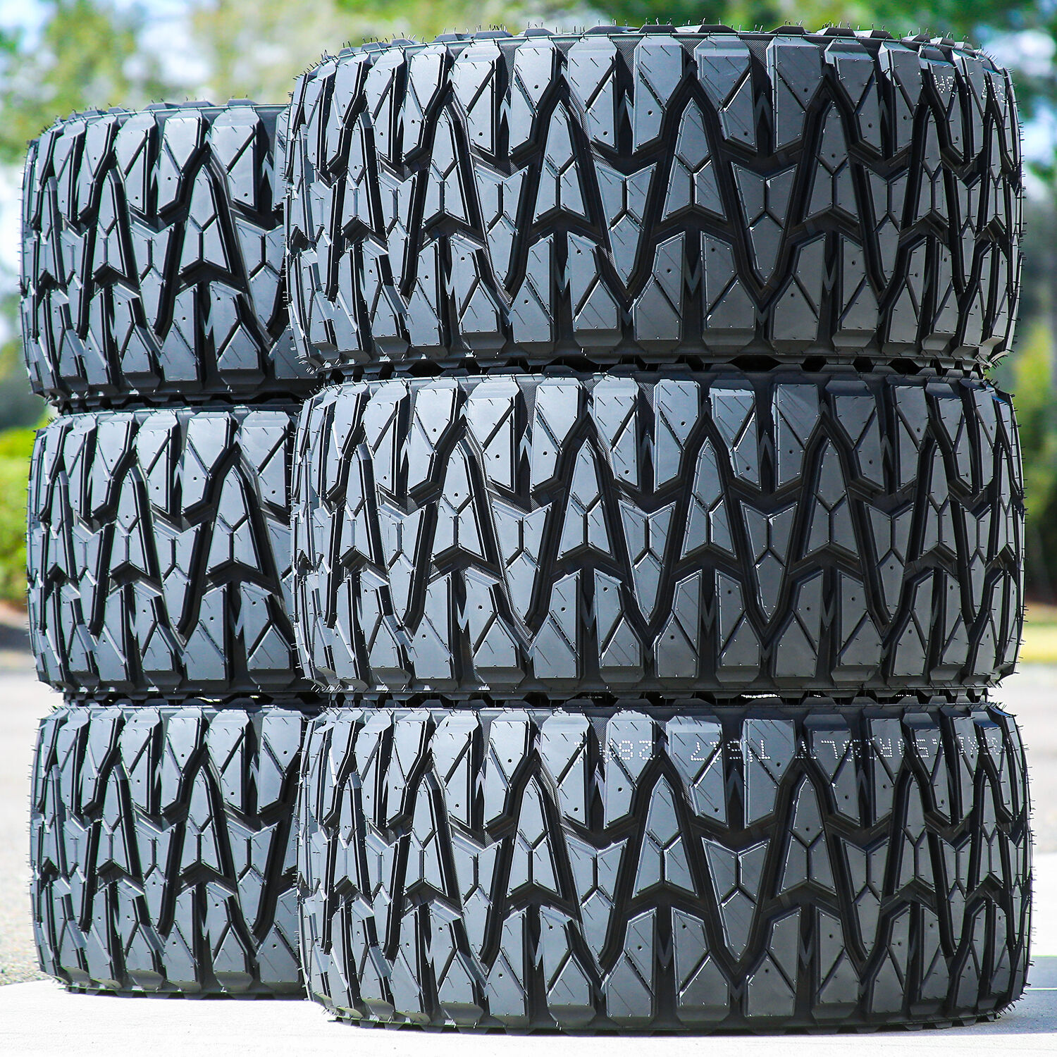 Gripmax MaxGrip M/T (3 Ply Sidewall) LT 33X13.50R20 121Q F (12 Ply)