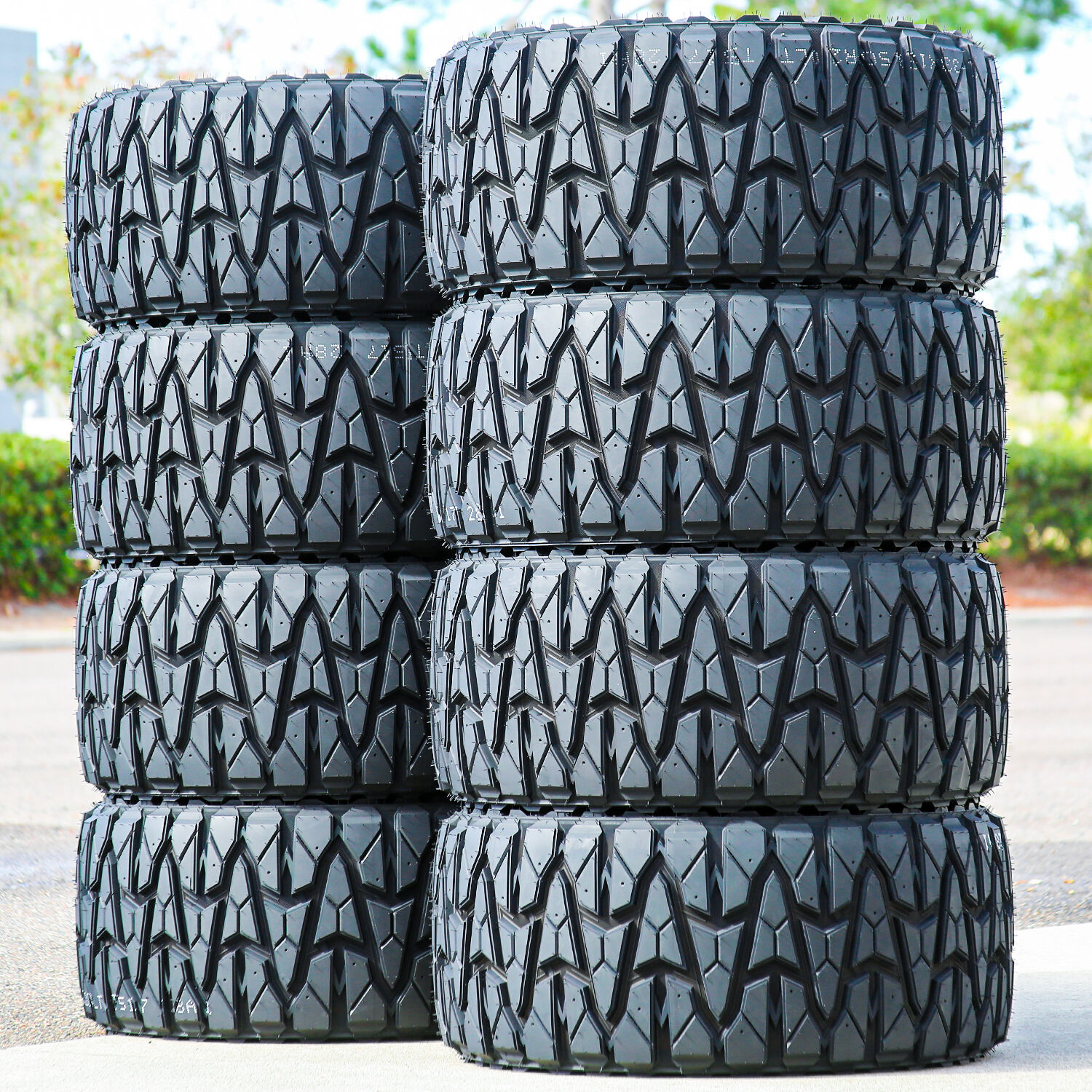 Gripmax MaxGrip M/T (3 Ply Sidewall) LT 33X13.50R20 121Q F (12 Ply)