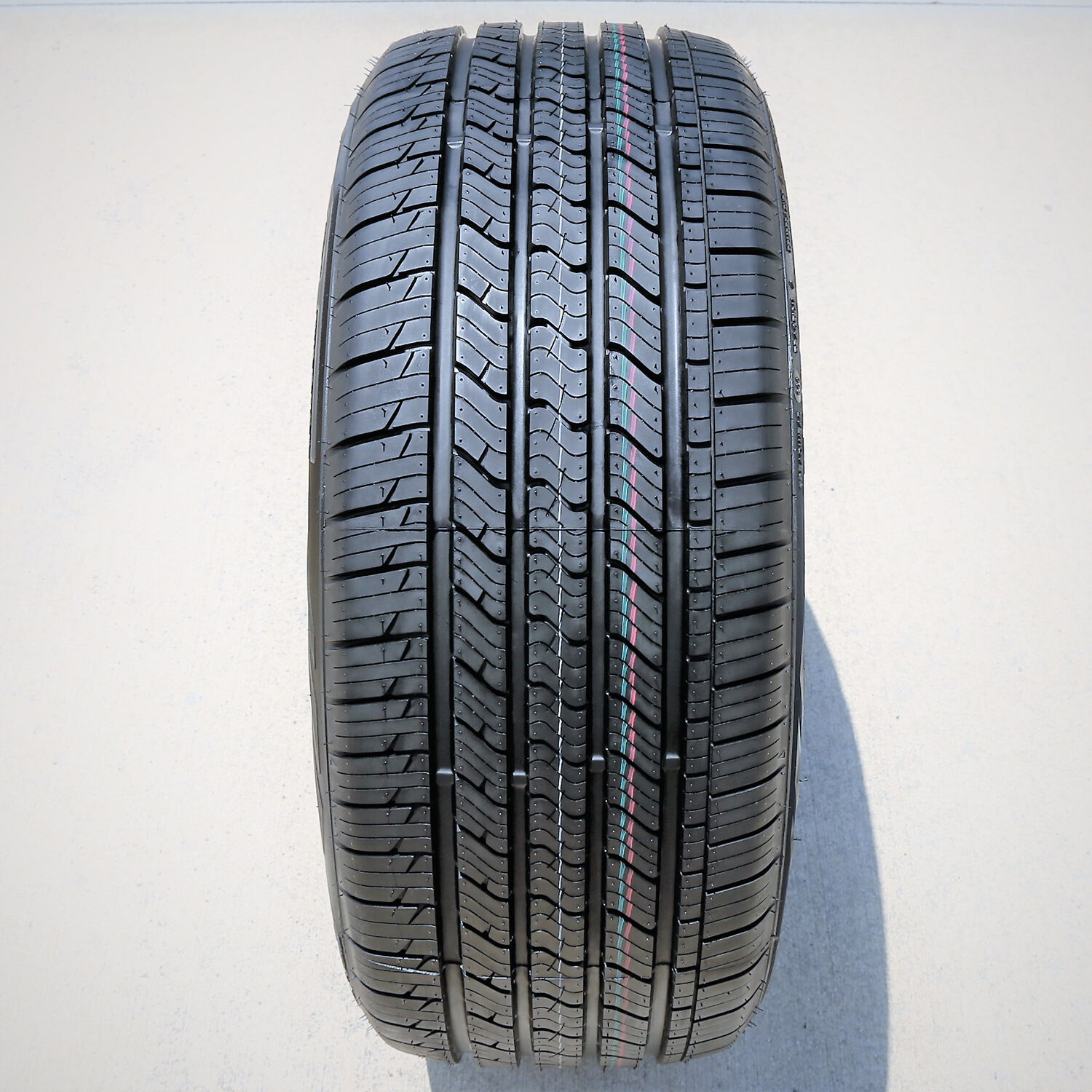 GT Radial Maxtour LX 245/40R19 98V XL