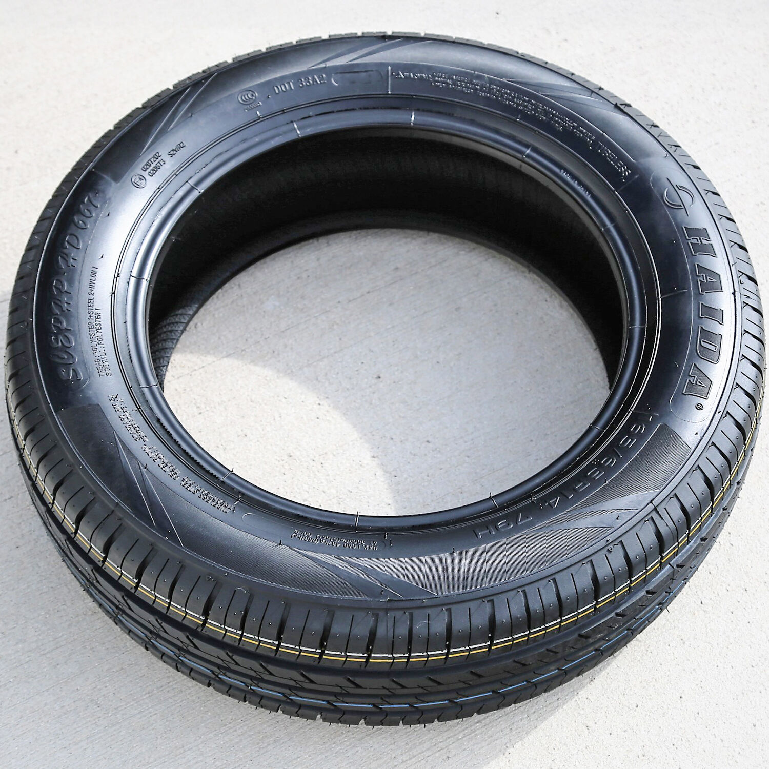 Haida SCEPHP HD667 165/65R14 79H