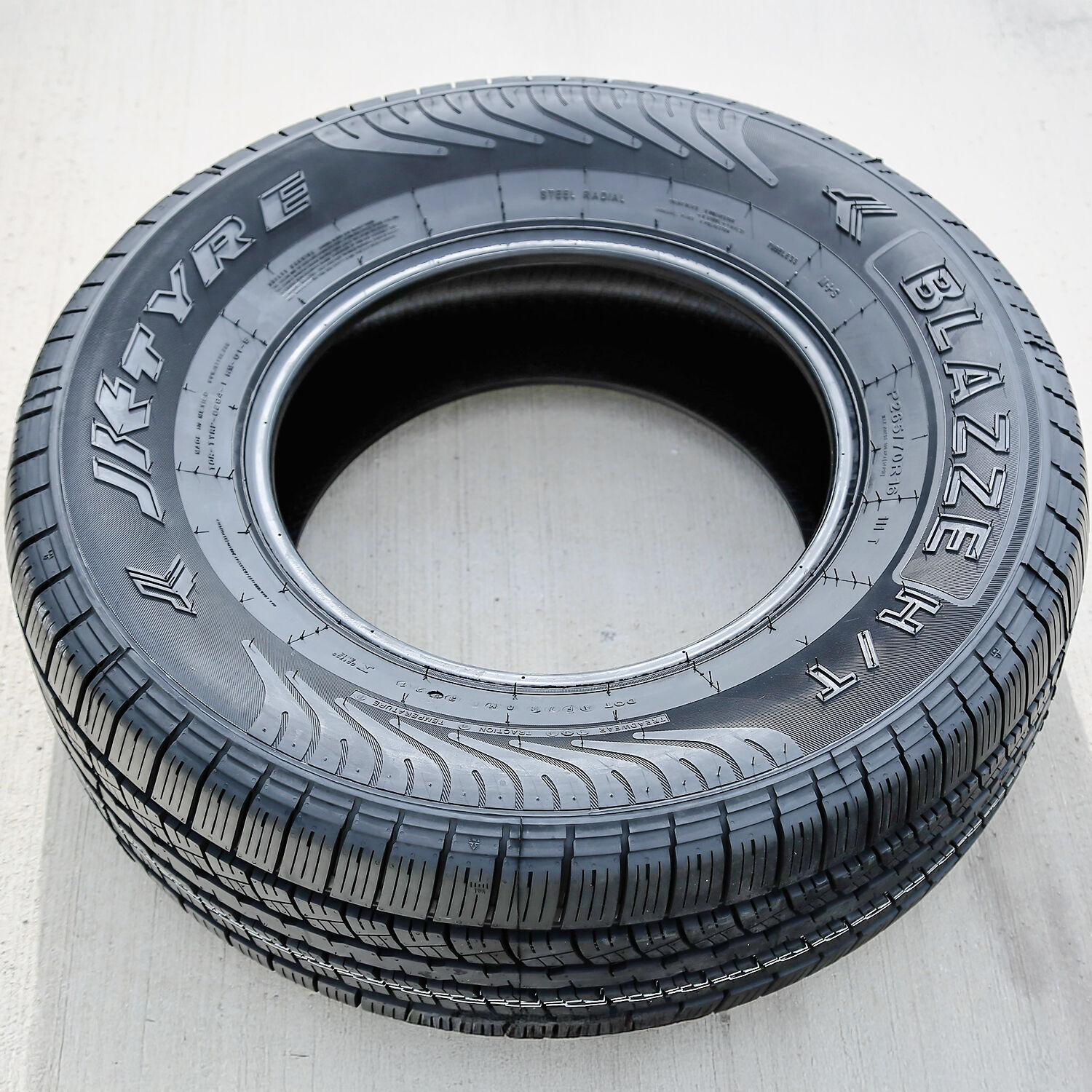 JK Tyre Blazze H/T 265/70R16 111T