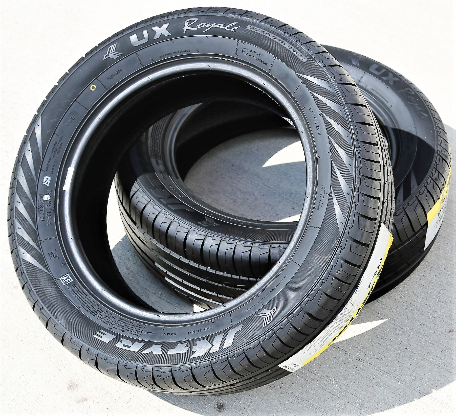 JK Tyre UX Royale 215/60R16 95V