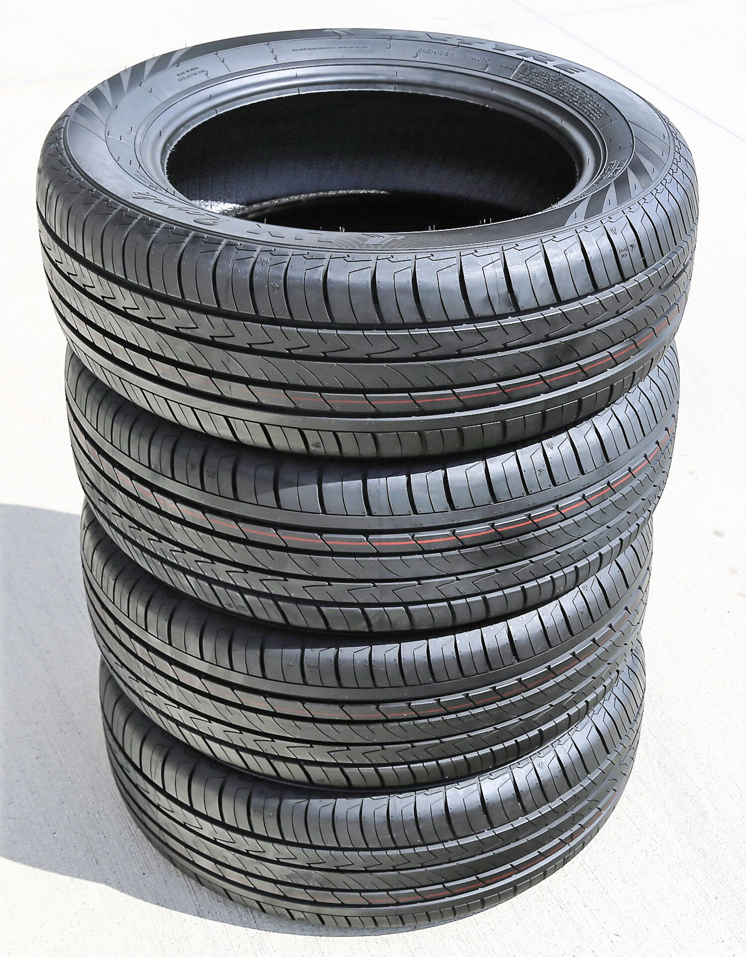 JK Tyre UX Royale 215/60R16 95V