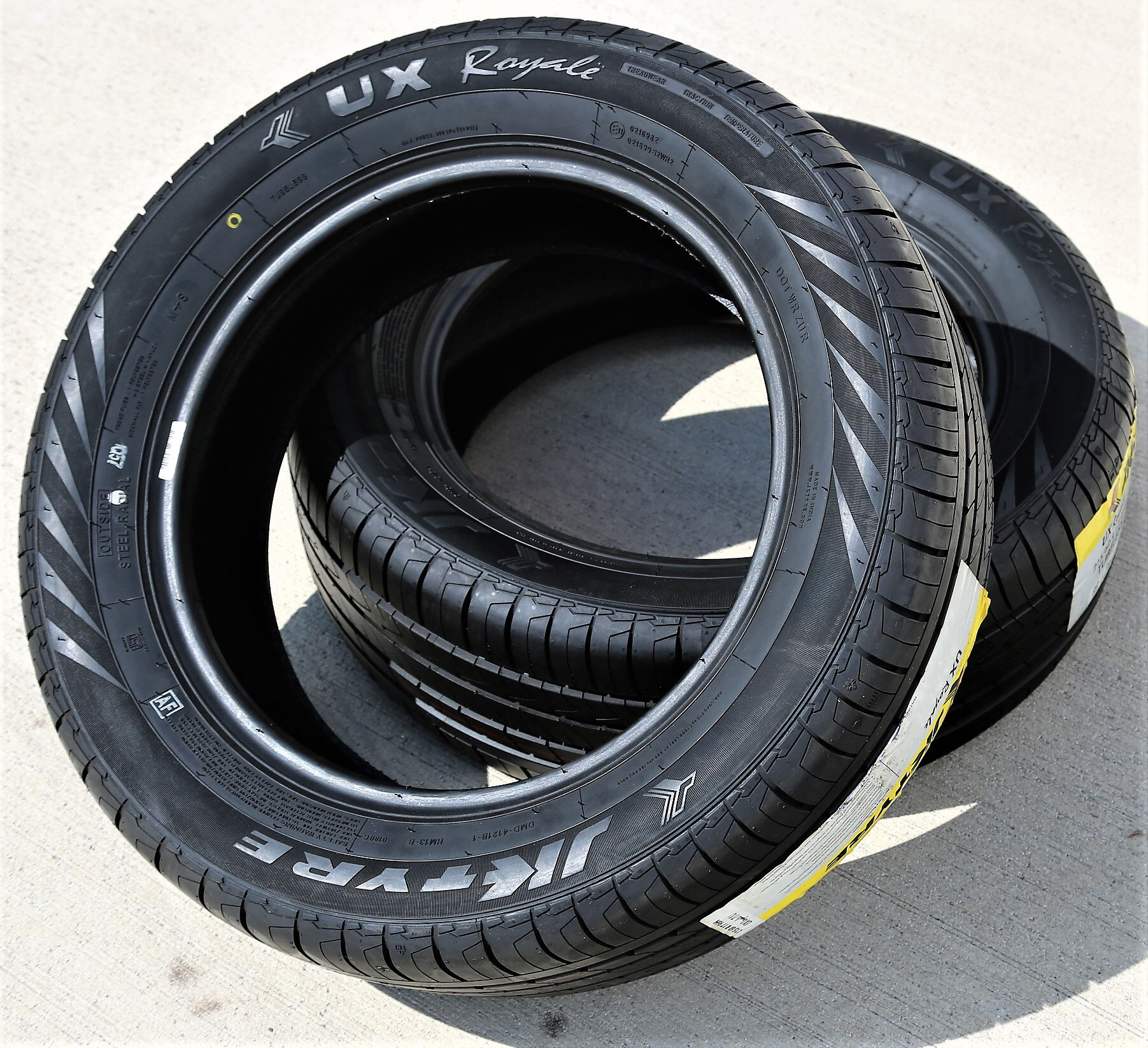 JK Tyre UX Royale Maxx
