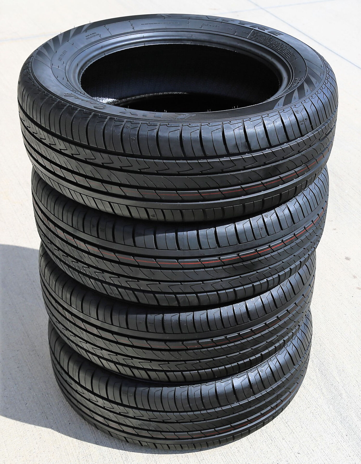 JK Tyre UX Royale Maxx