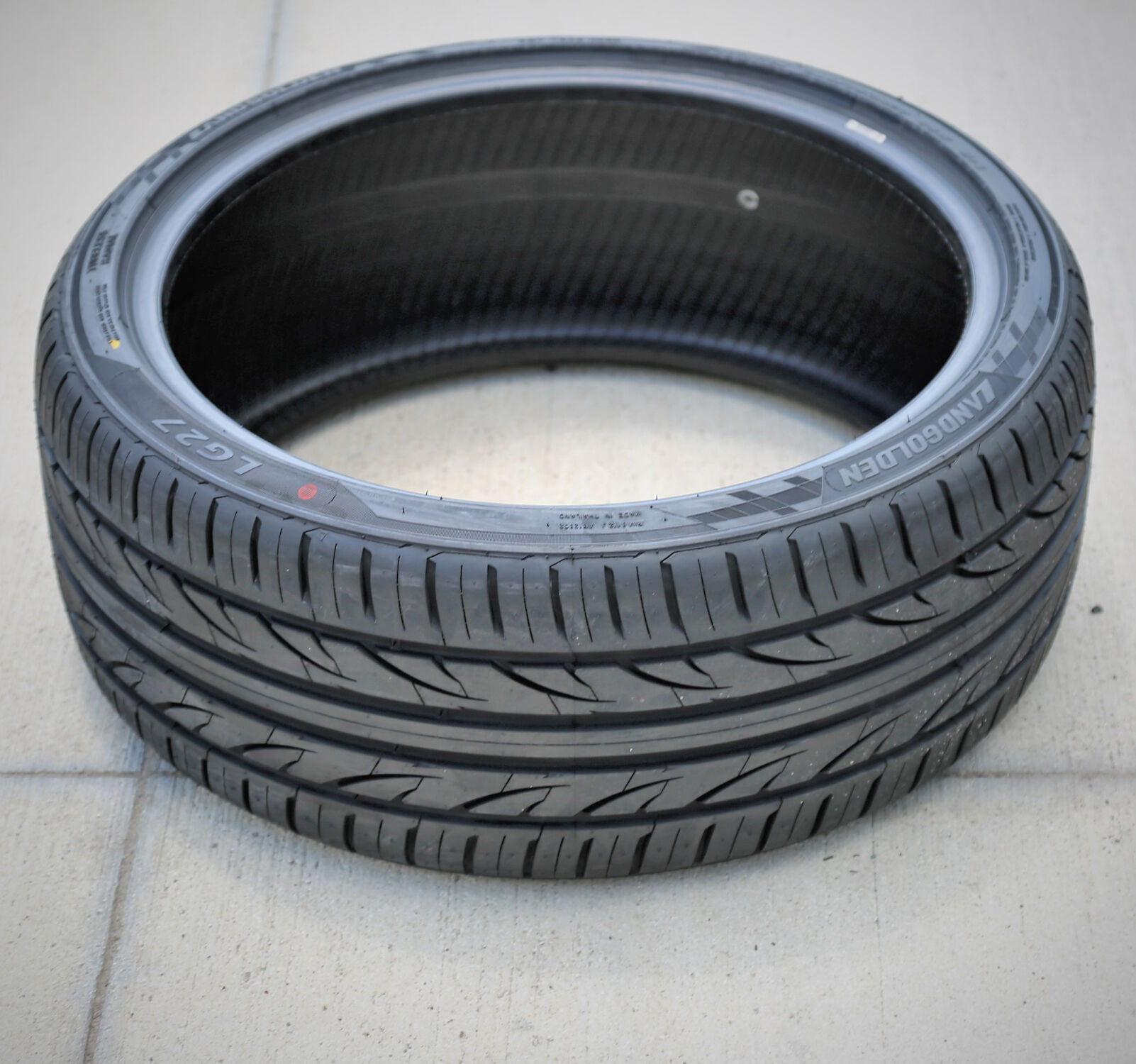 Landgolden LG27 255/35R20 ZR 97W XL