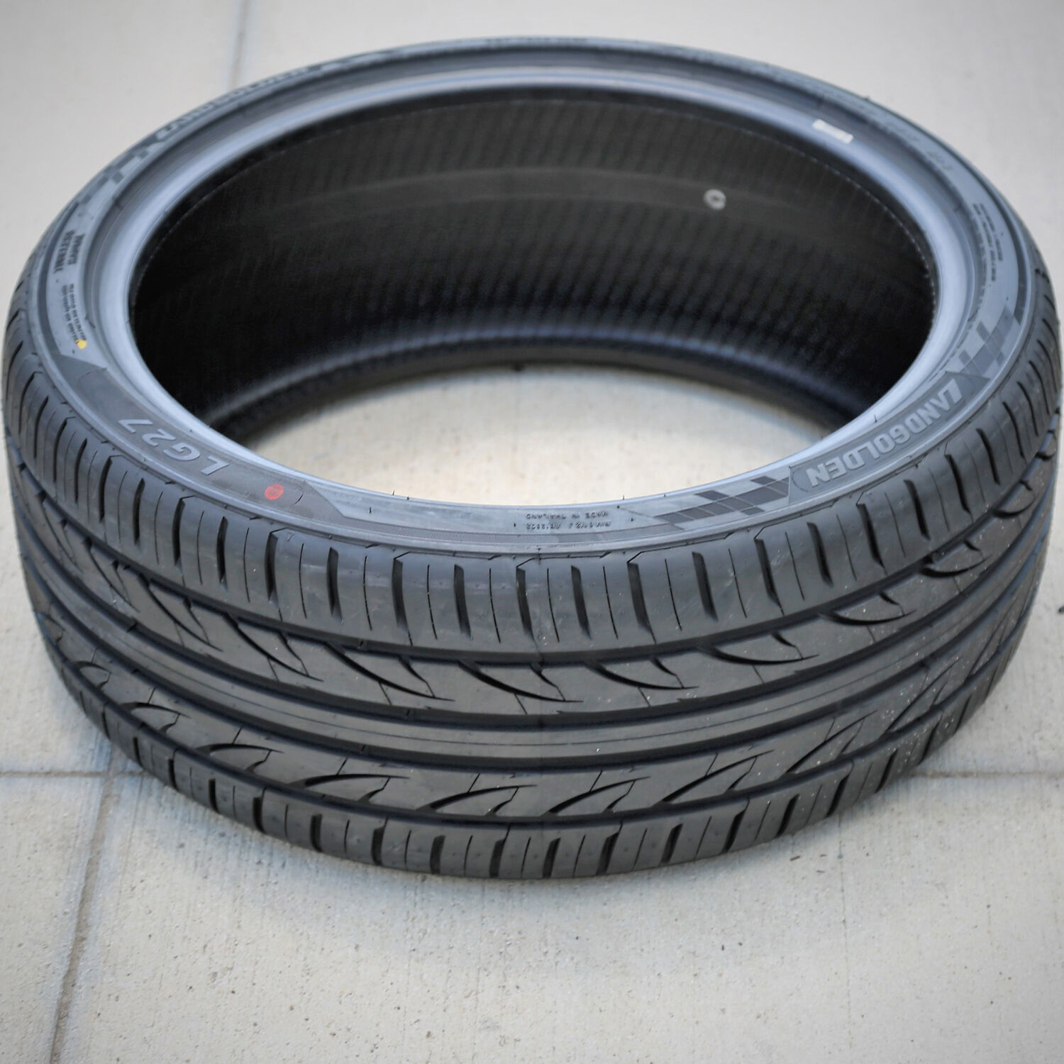 Landgolden LG27 225/35R20 ZR 93W XL