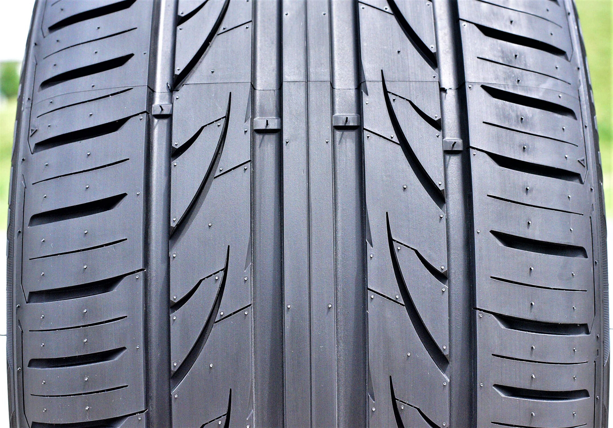 Landgolden LG27 275/30R20 ZR 97W XL