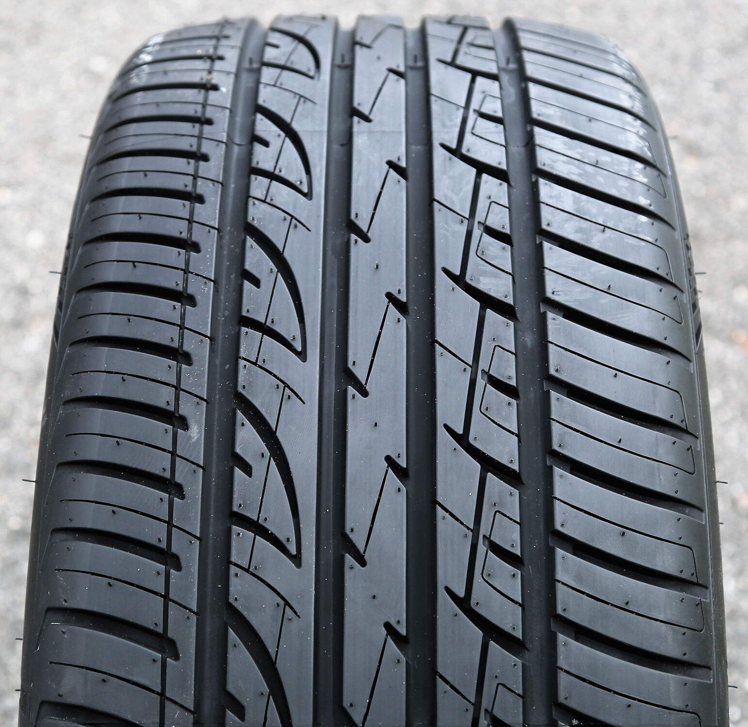 Landgolden LGS87 275/55R20 ZR 117W XL