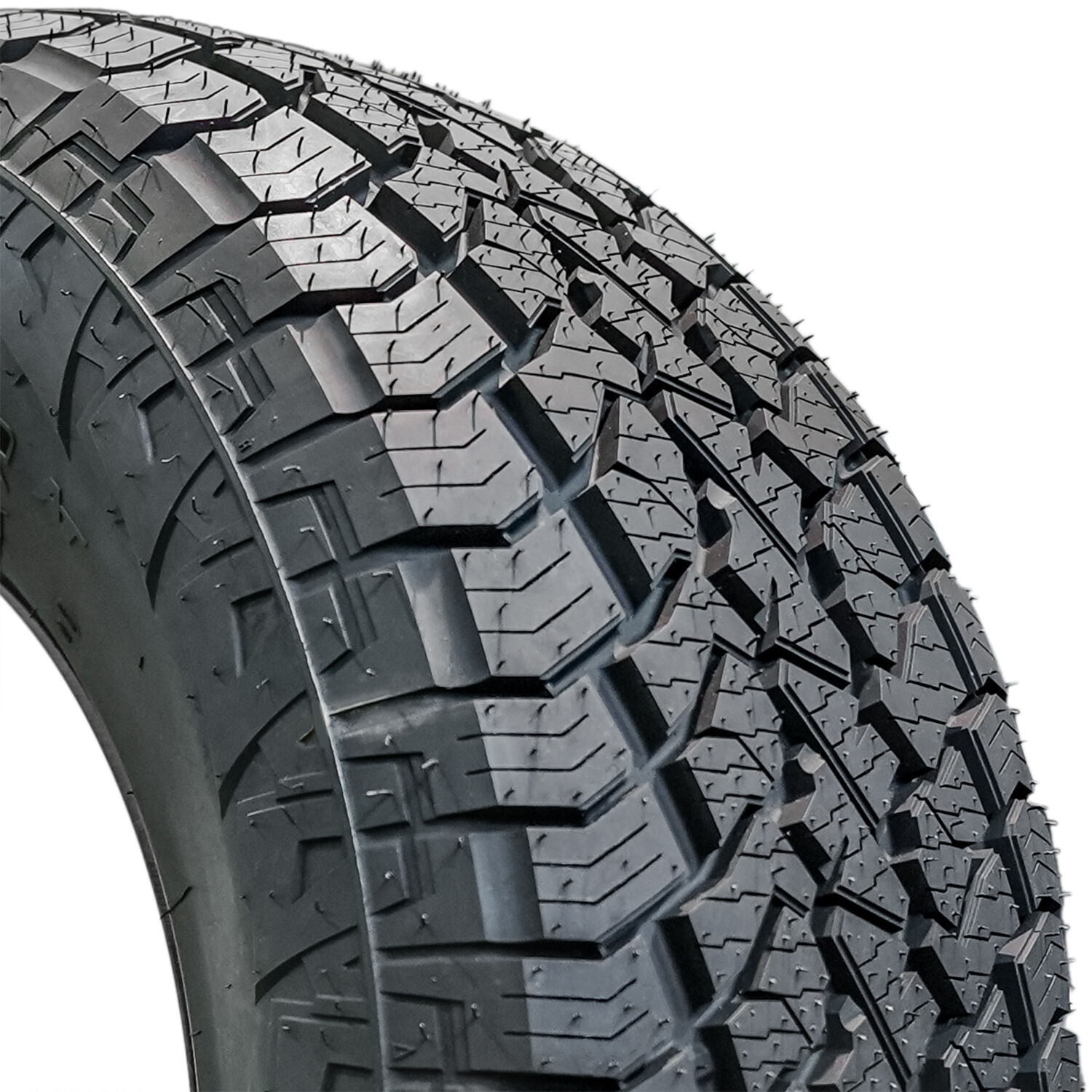 Lanvigator Valiant A/T LT 305/55R20 121/118S E (10 Ply)