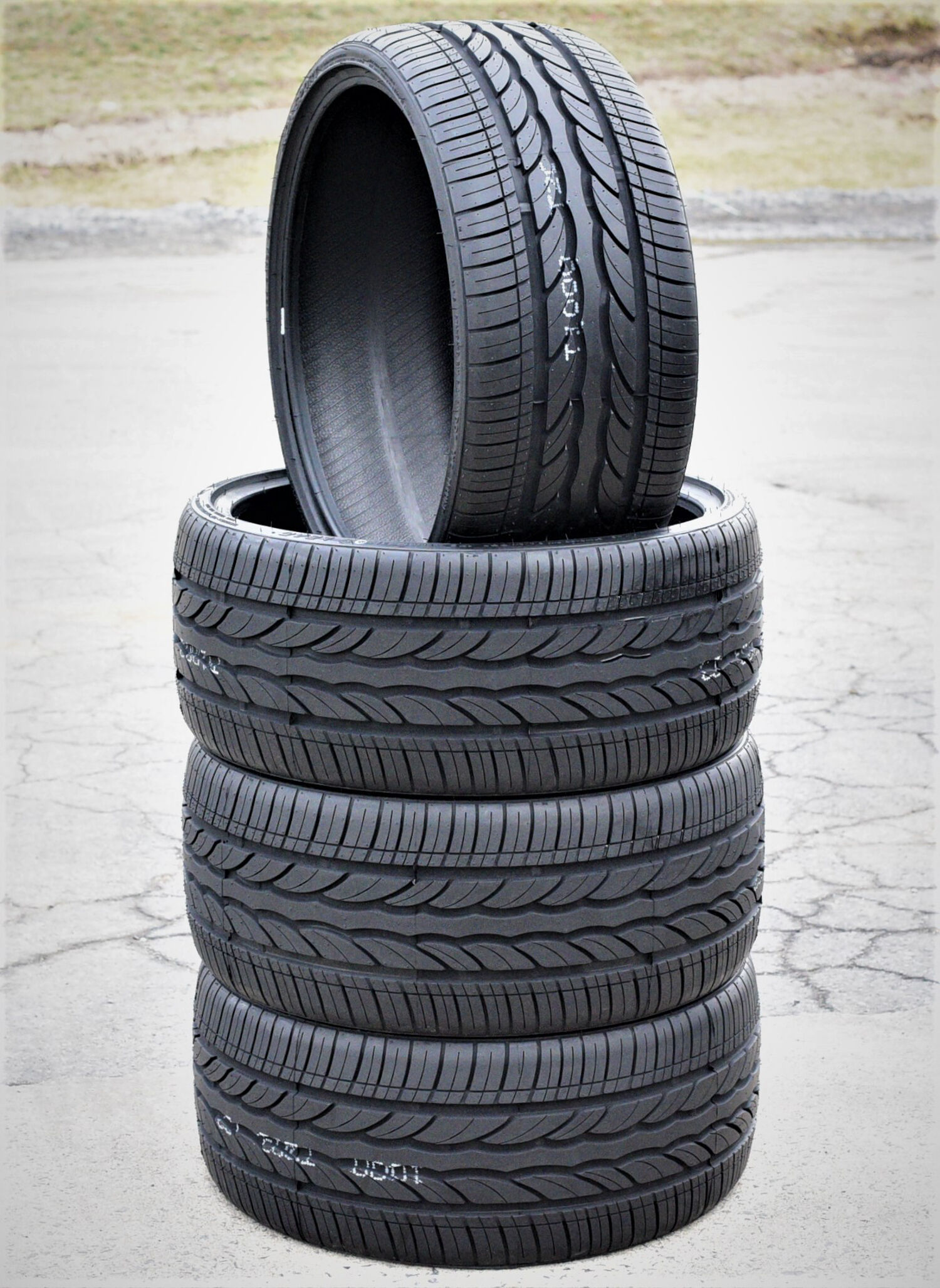 Leao Lion Sport 235/30R20 88Y XL