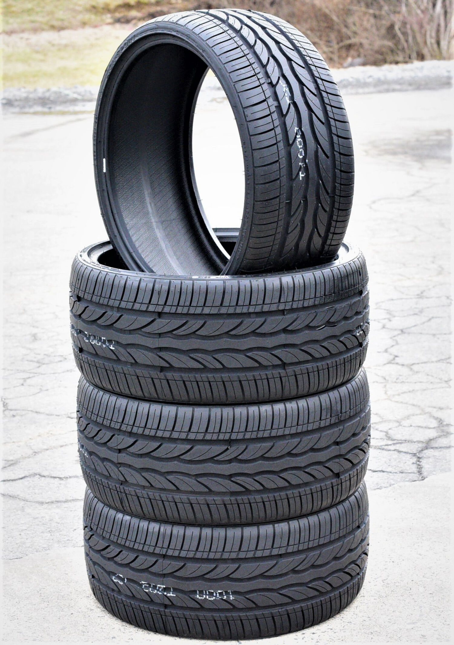 Leao Lion Sport 235/30R20 88Y XL