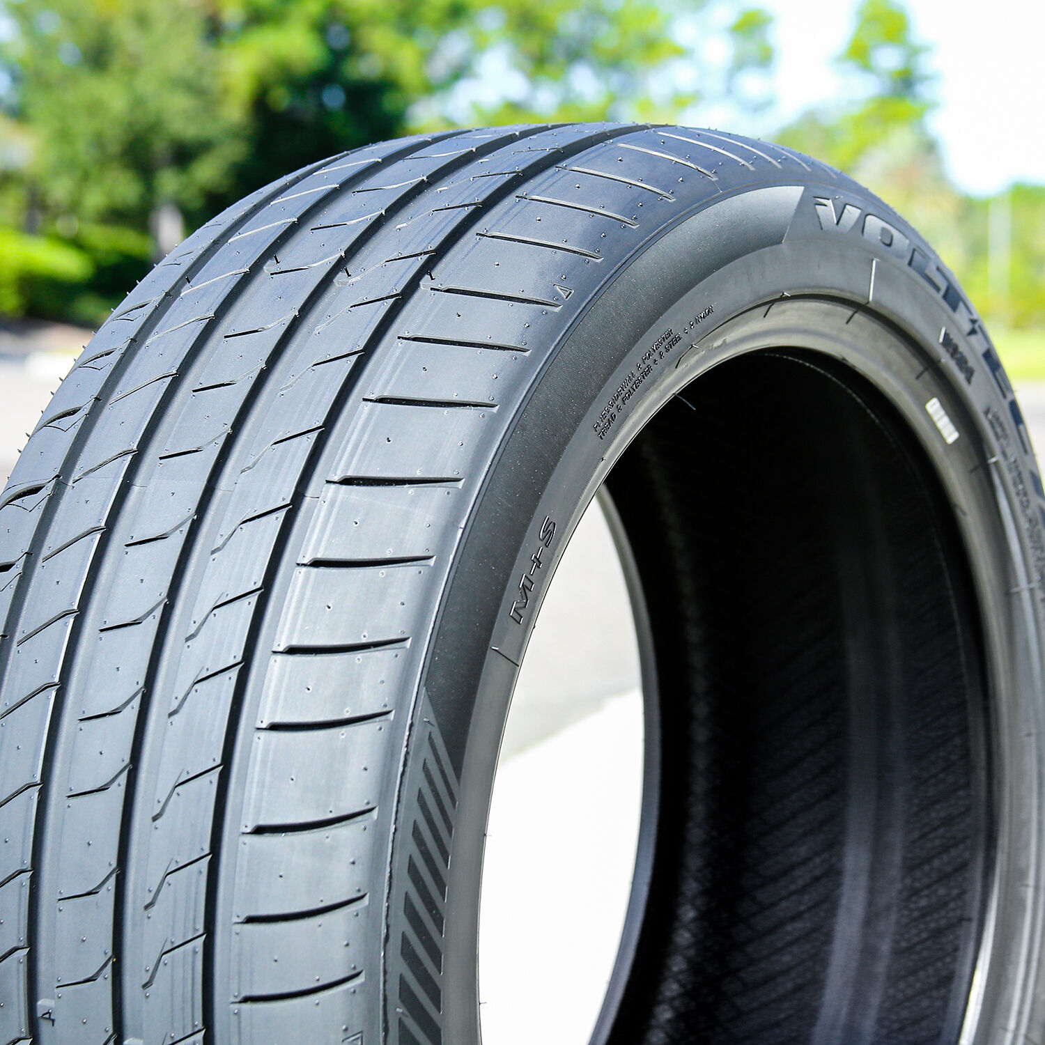 Lexani VOLT-EC 245/45R20 ZR 103Y XL