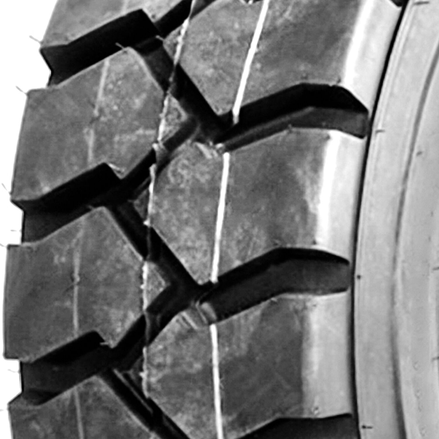 LoadMaxx Lift Trax 7-12 14 Ply (TTF)