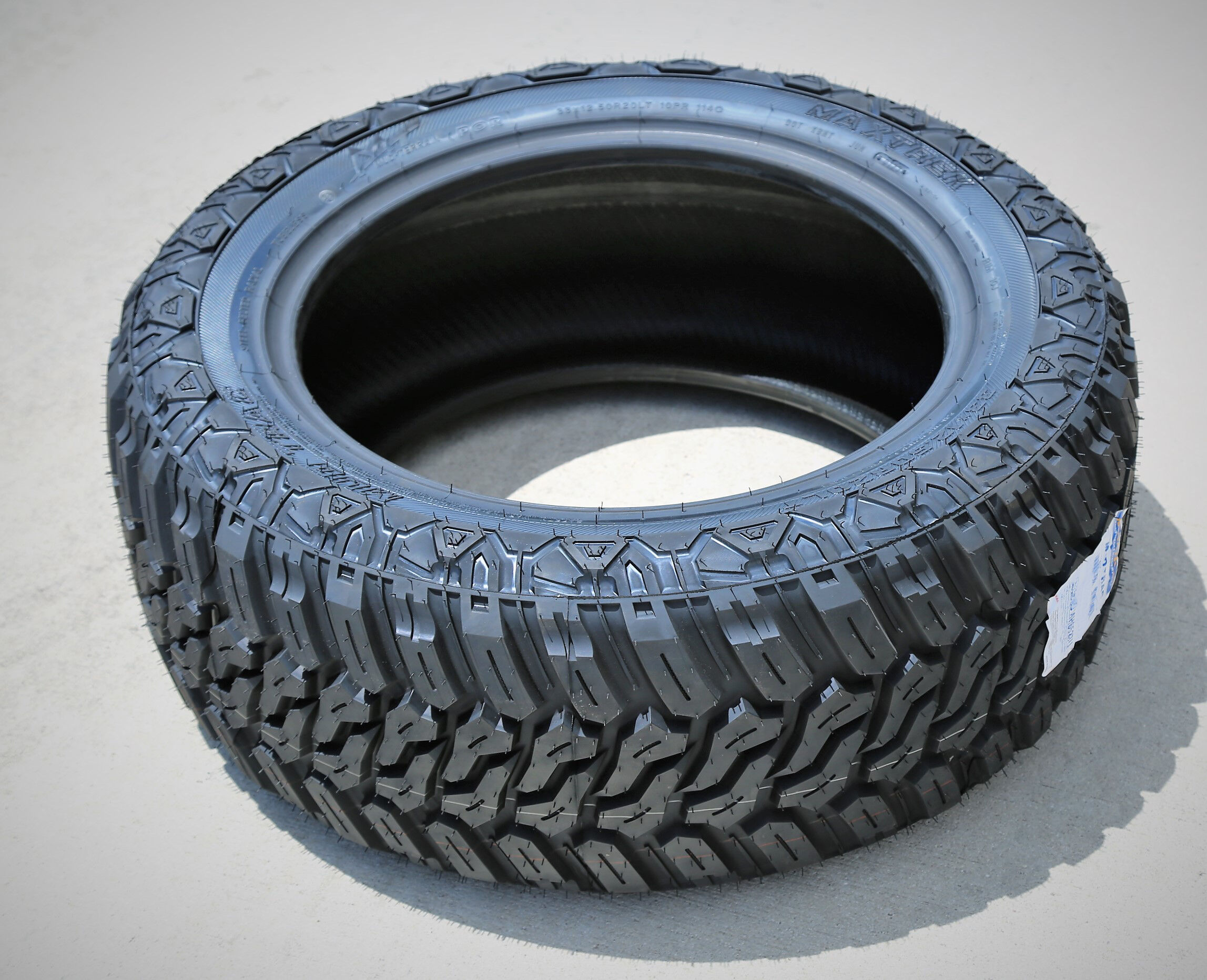 Set Of 4 Maxtrek Mud Trac LT 33X12.50R15 108Q C (6 Ply)