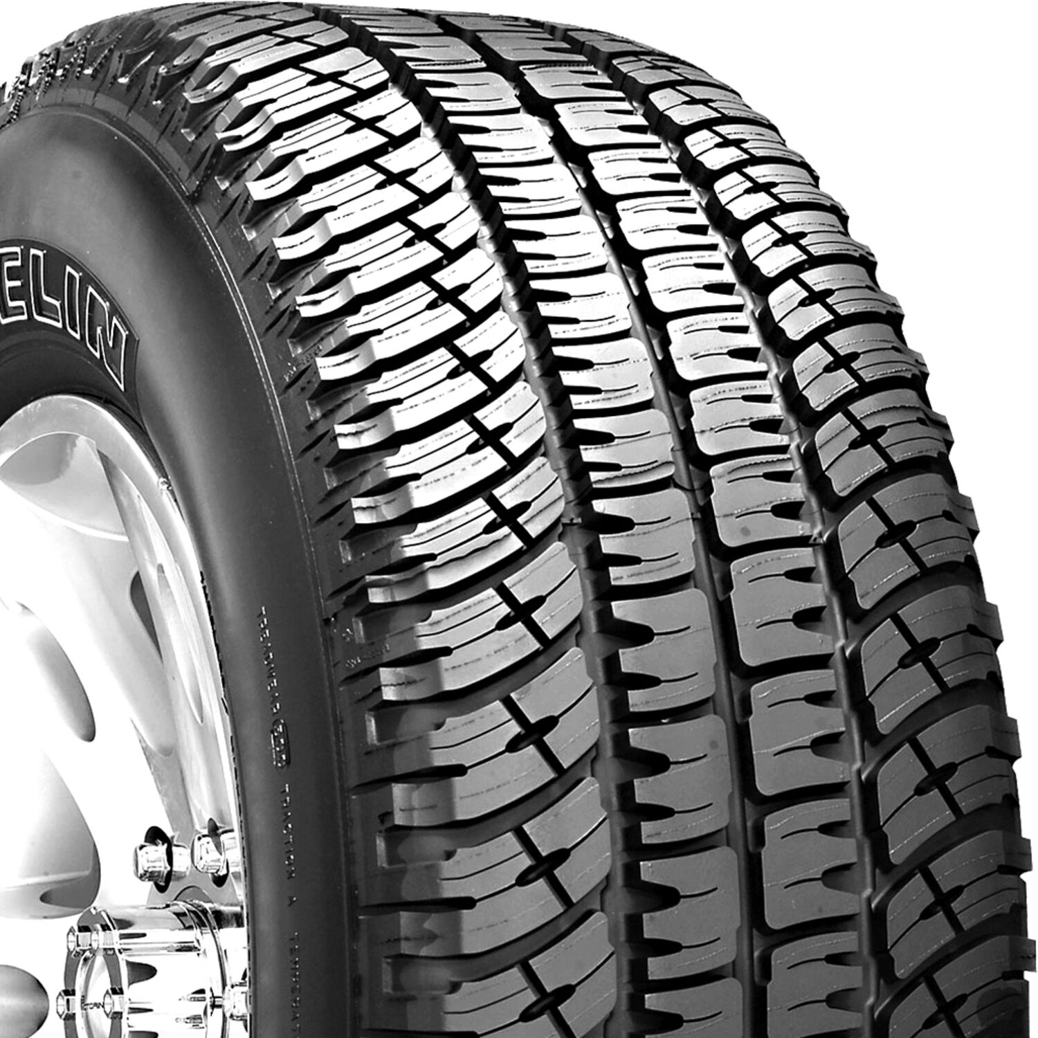 Michelin LTX A/T2 LT 275/65R20 126/123R E (10 Ply)