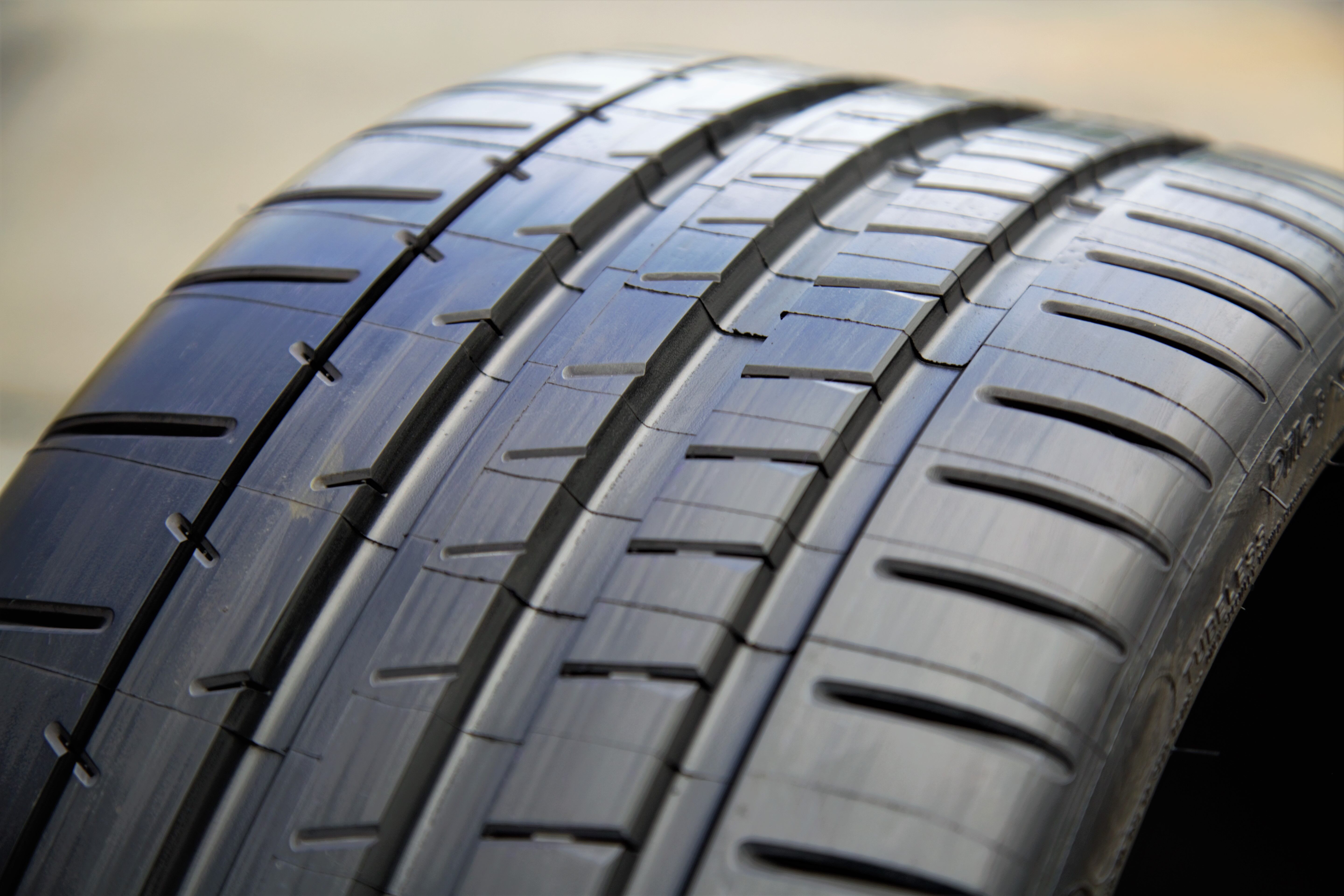 Michelin Pilot Super Sport (*) 245/35R18 ZR 92Y XL