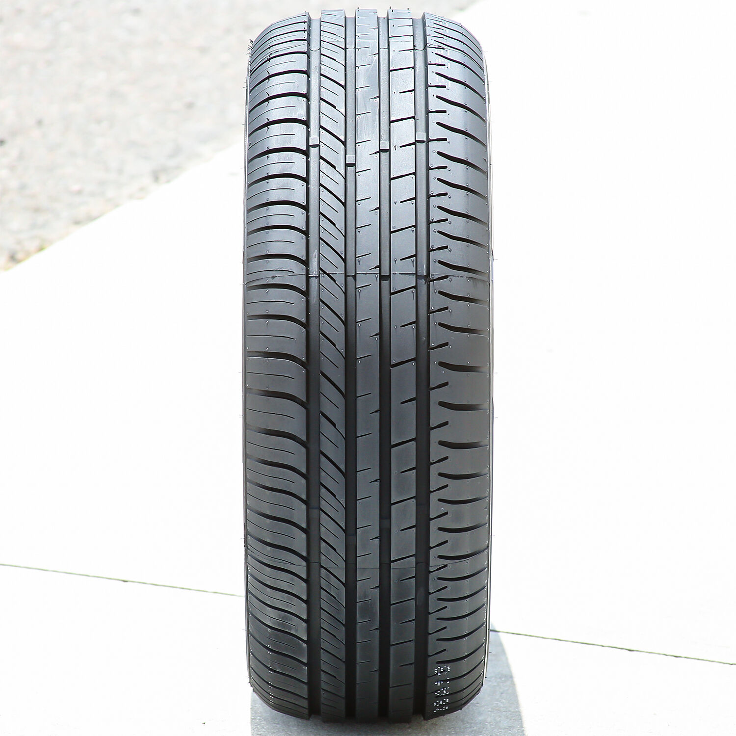 MOMO Outrun M20 Pro 195/65R15 91H AS A/S All Season Tire