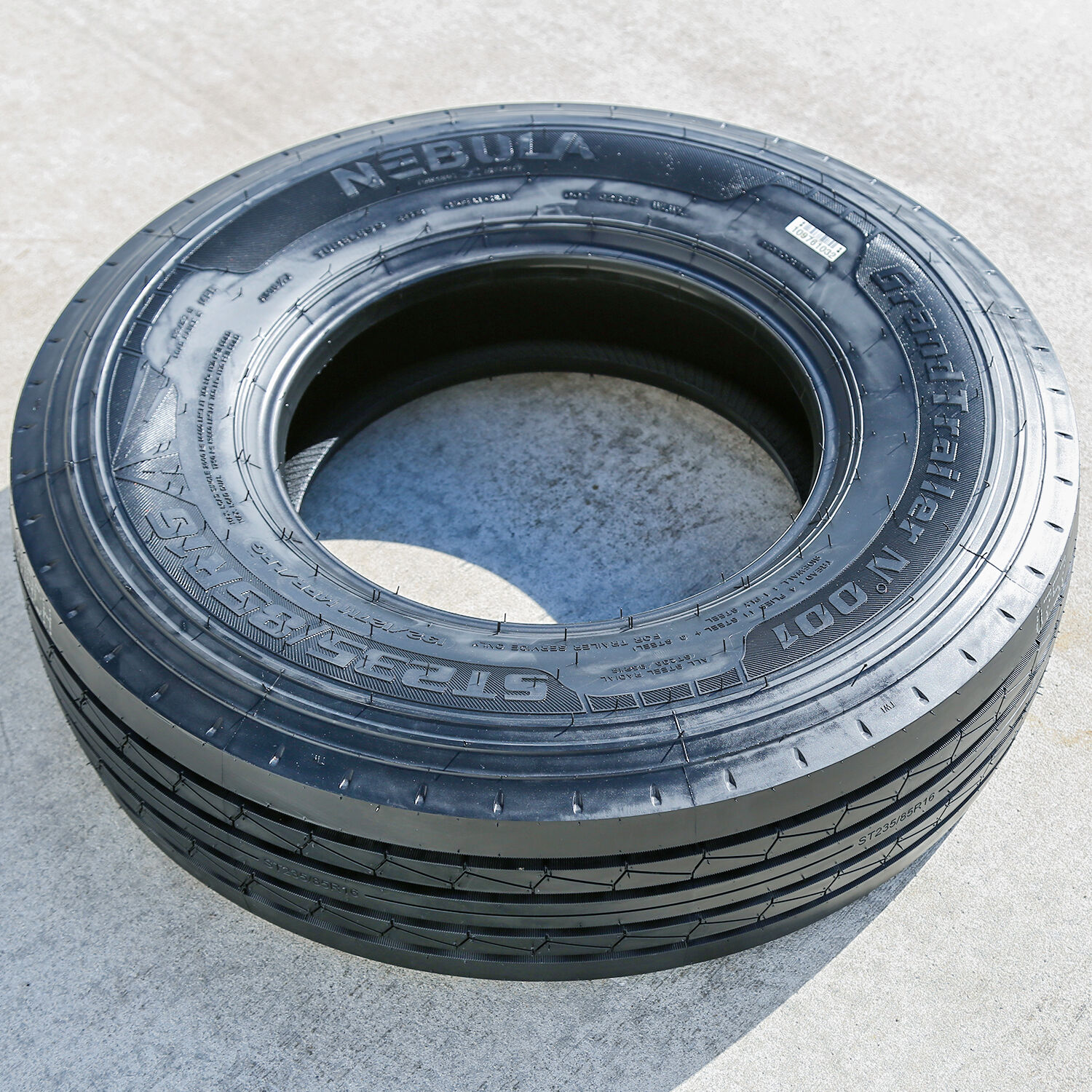 Nebula Grand Trailer-N' 001 ST 235/85R16 132/127M G (14 Ply)