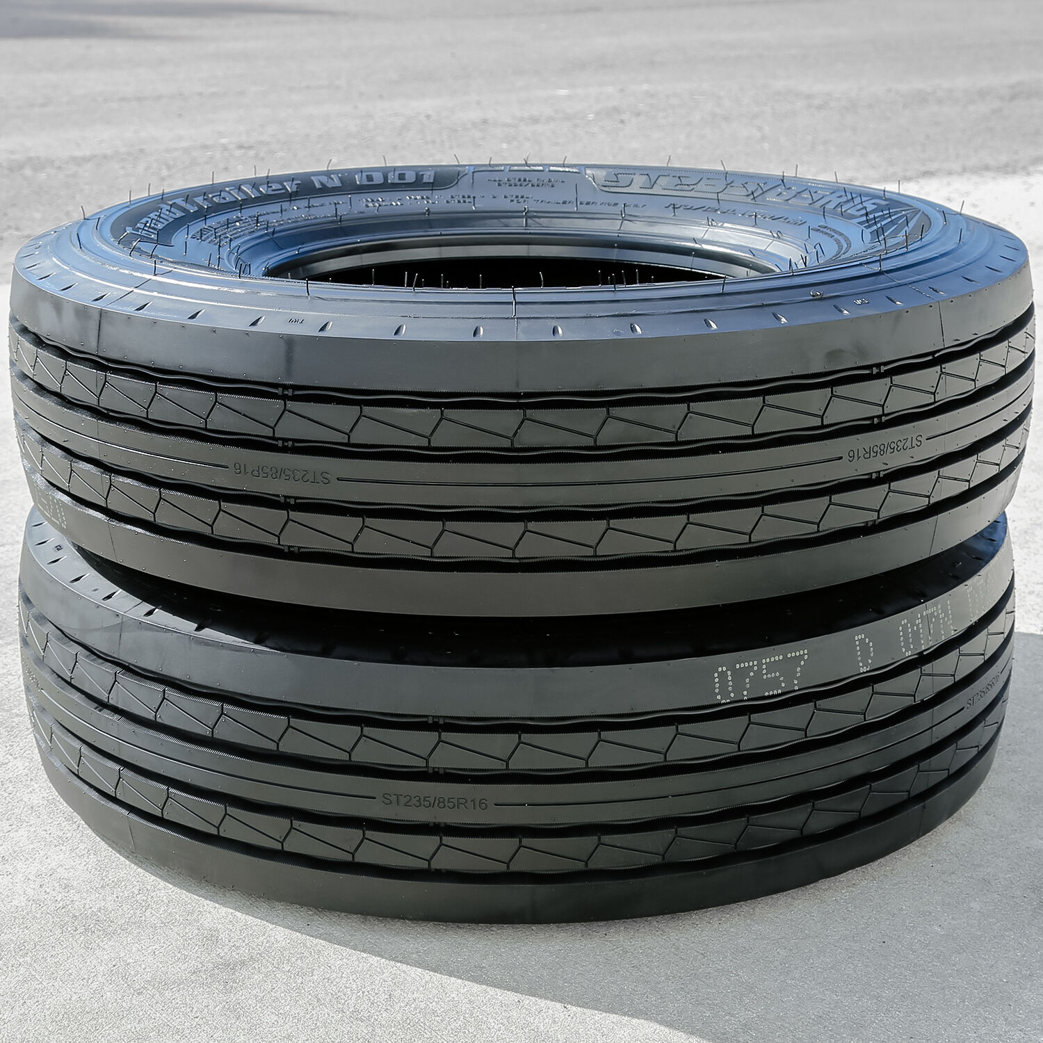 Nebula Grand Trailer-N' 001 ST 235/85R16 133/128L H (16 Ply)