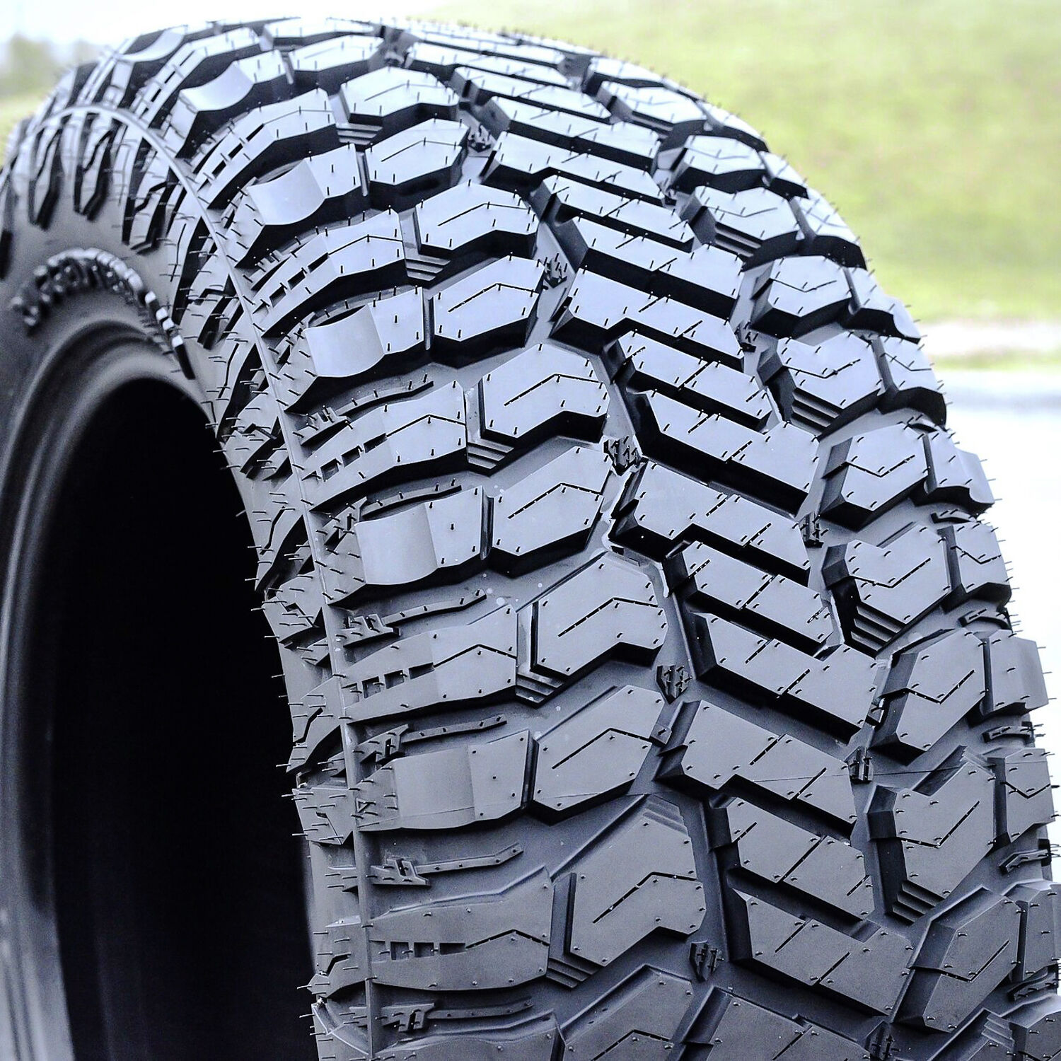 Patriot R/T LT 33X12.50R20 119Q F (12 Ply)