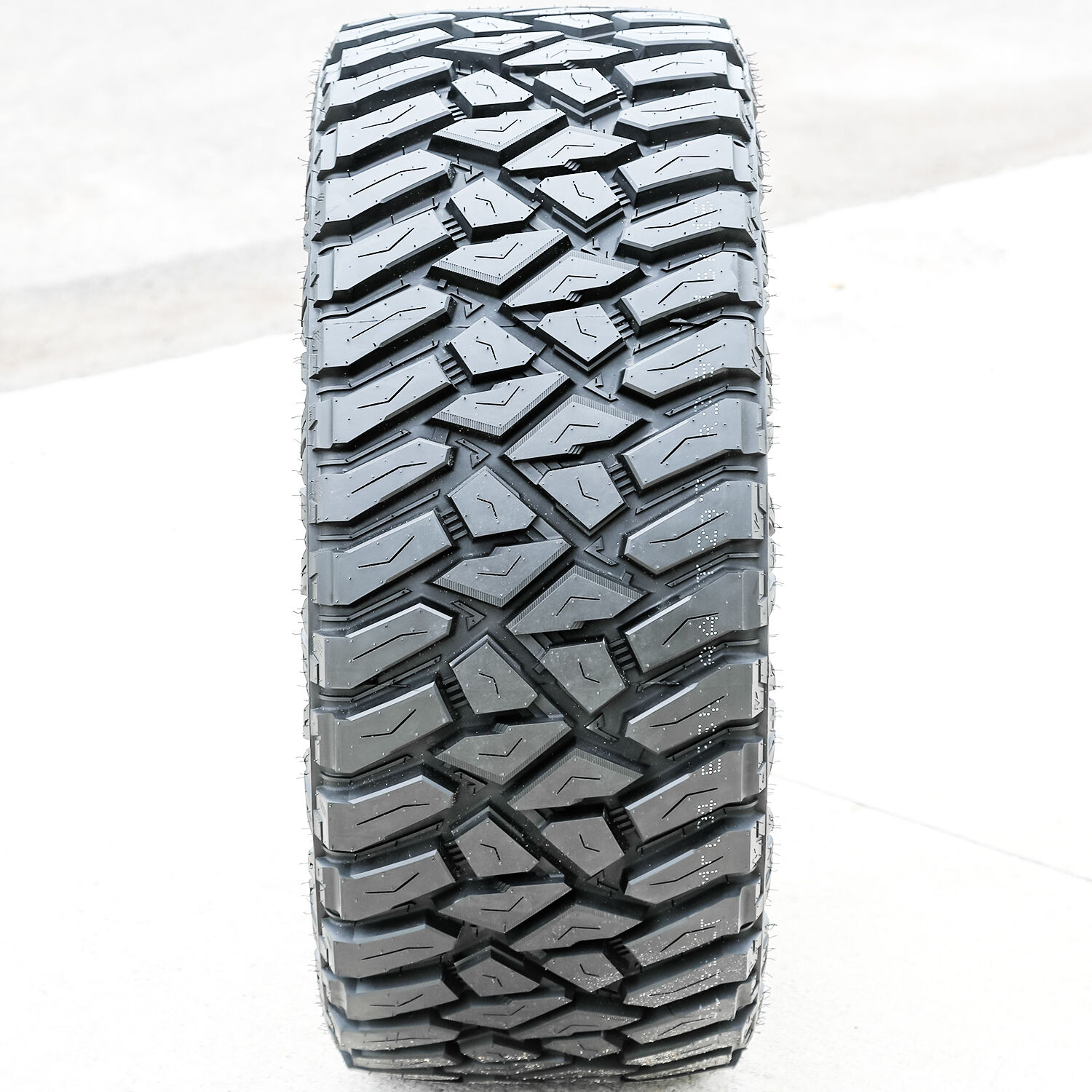 Predator New Mutant X-MT LT 33X12.50R20 114Q E (10 Ply)