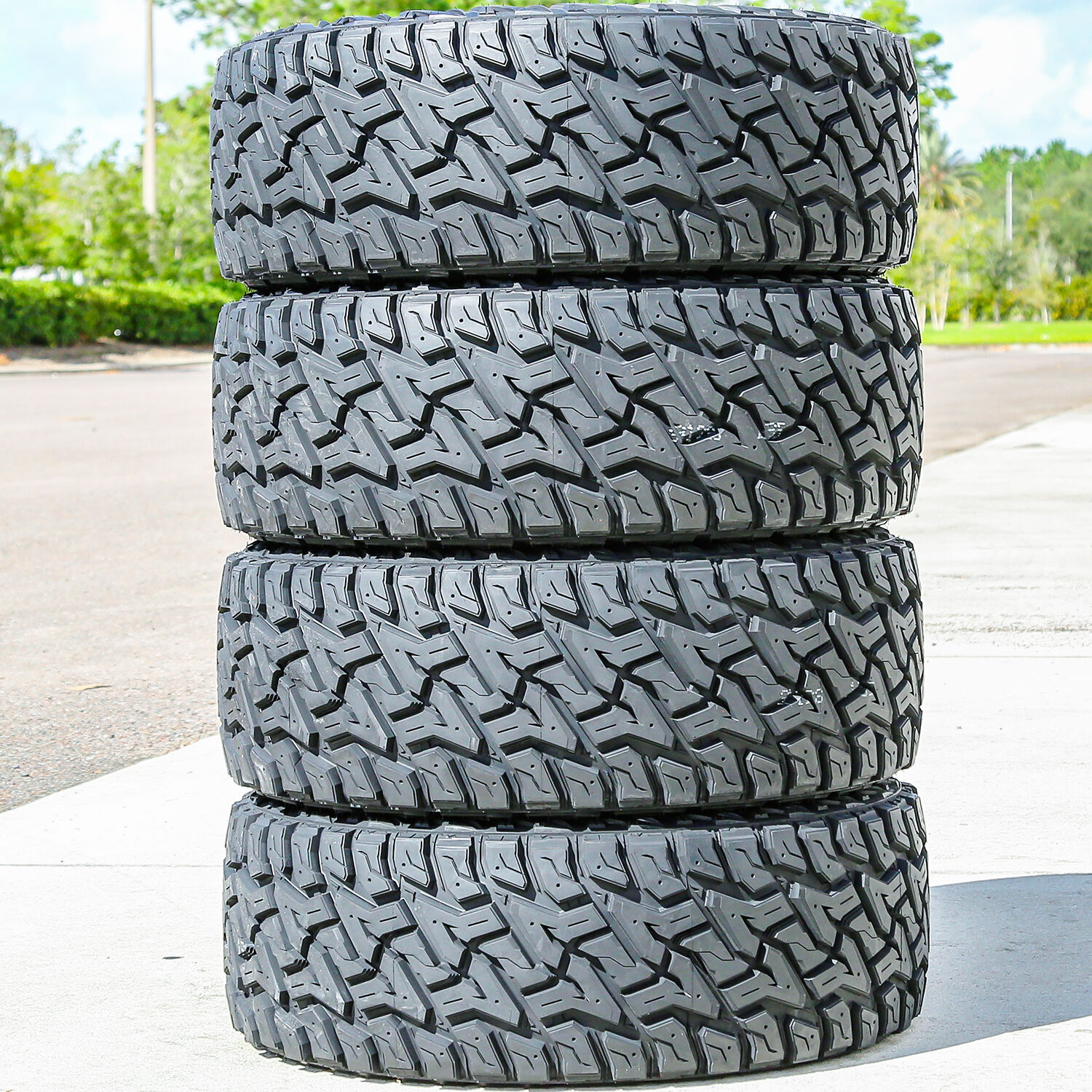 Predator New Mutant X-RT LT 275/55R20 120/117Q E (10 Ply)