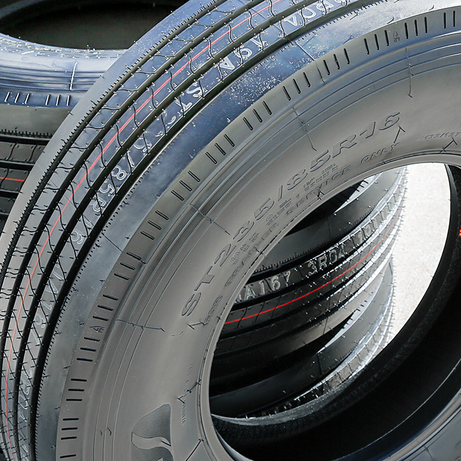 Roundrule Xtra ST 235/85R16 133/128M H (16 Ply)