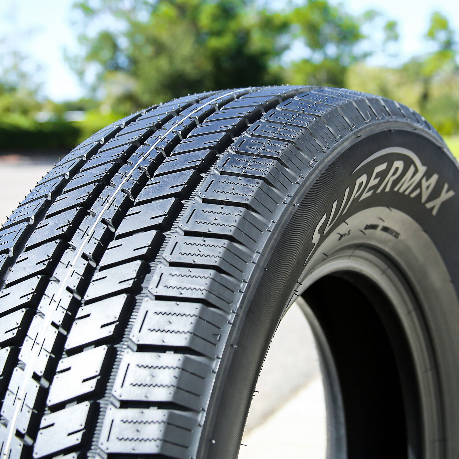 Supermax HT-1 265/70R16 112T