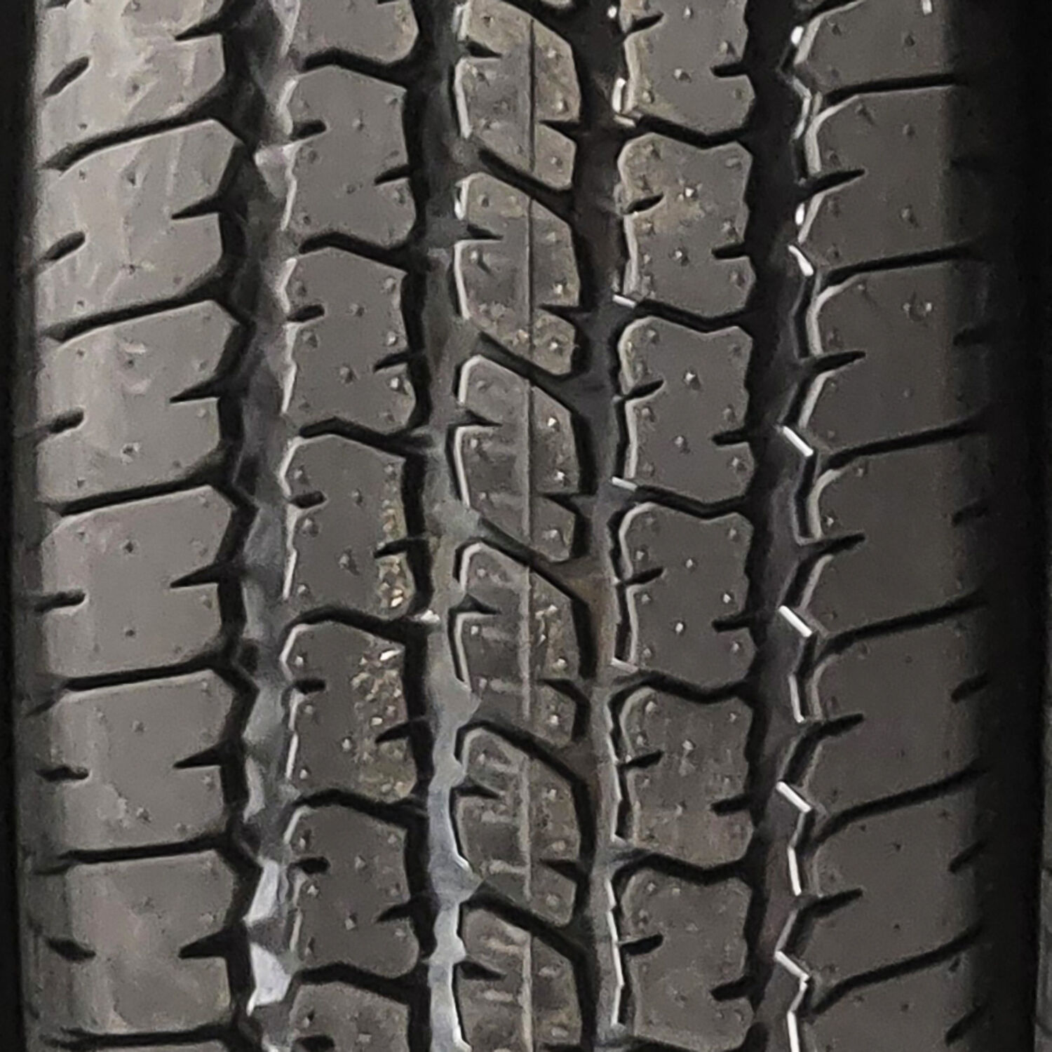 Synergy ST801 ST 205/75R15 111/106M E (10 Ply)