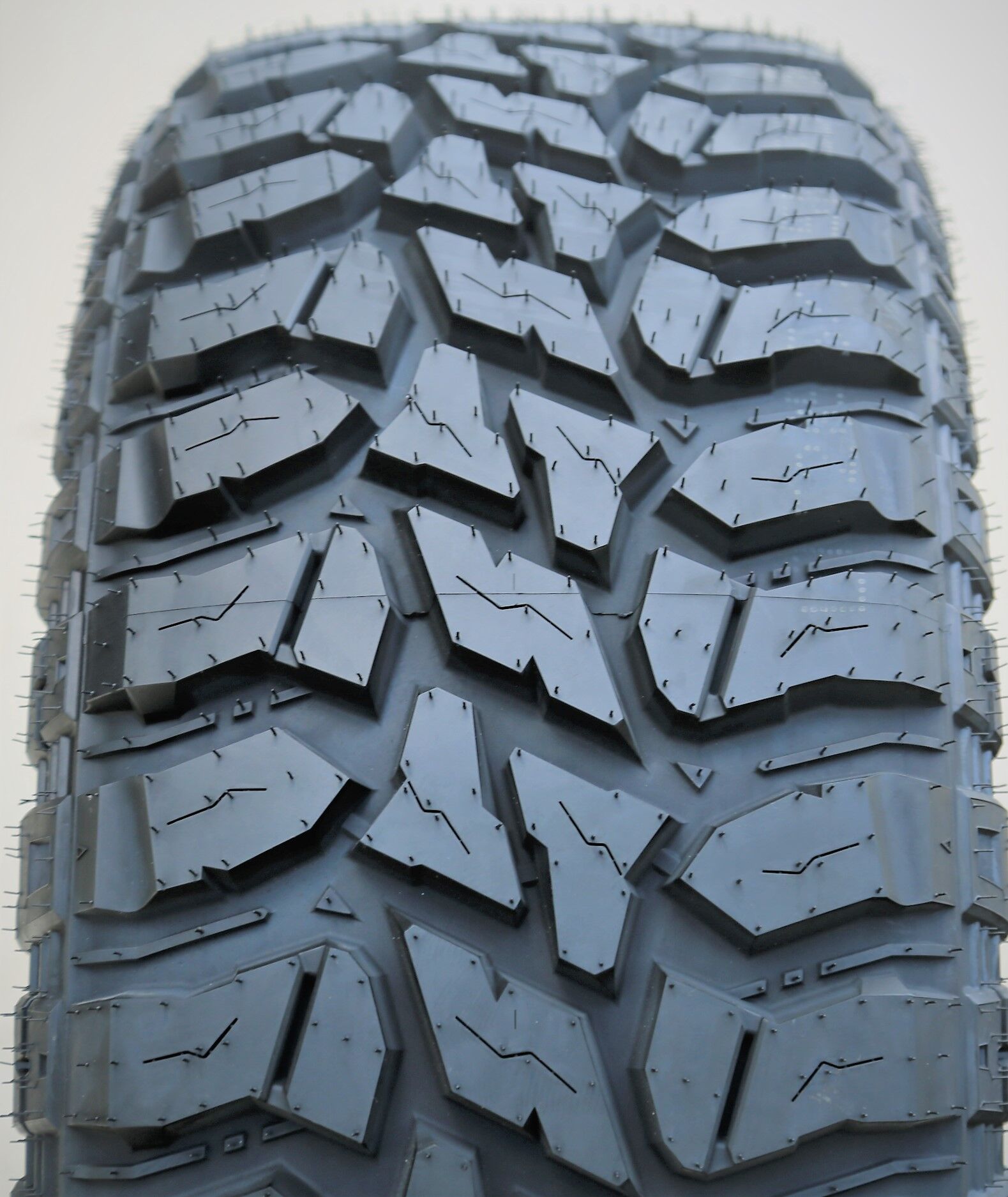 TBB TS-67 M/T LT 285/55R20 122/119Q E (10 Ply)