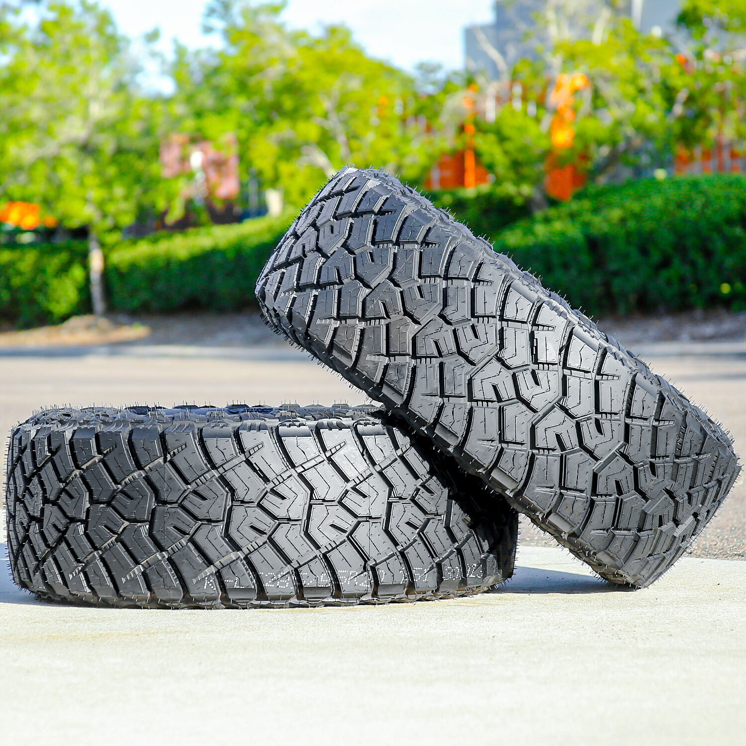 Tesche Tires Ridge Blade X/RT LT 285/55R20 121/118Q F (12 Ply)