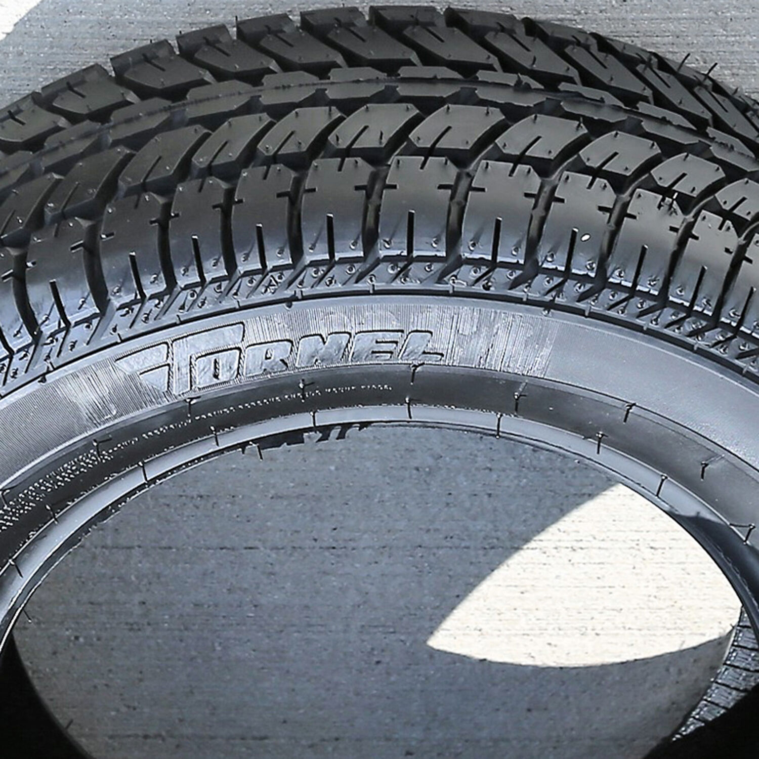 Tornel Direccional 205/60R13 86S