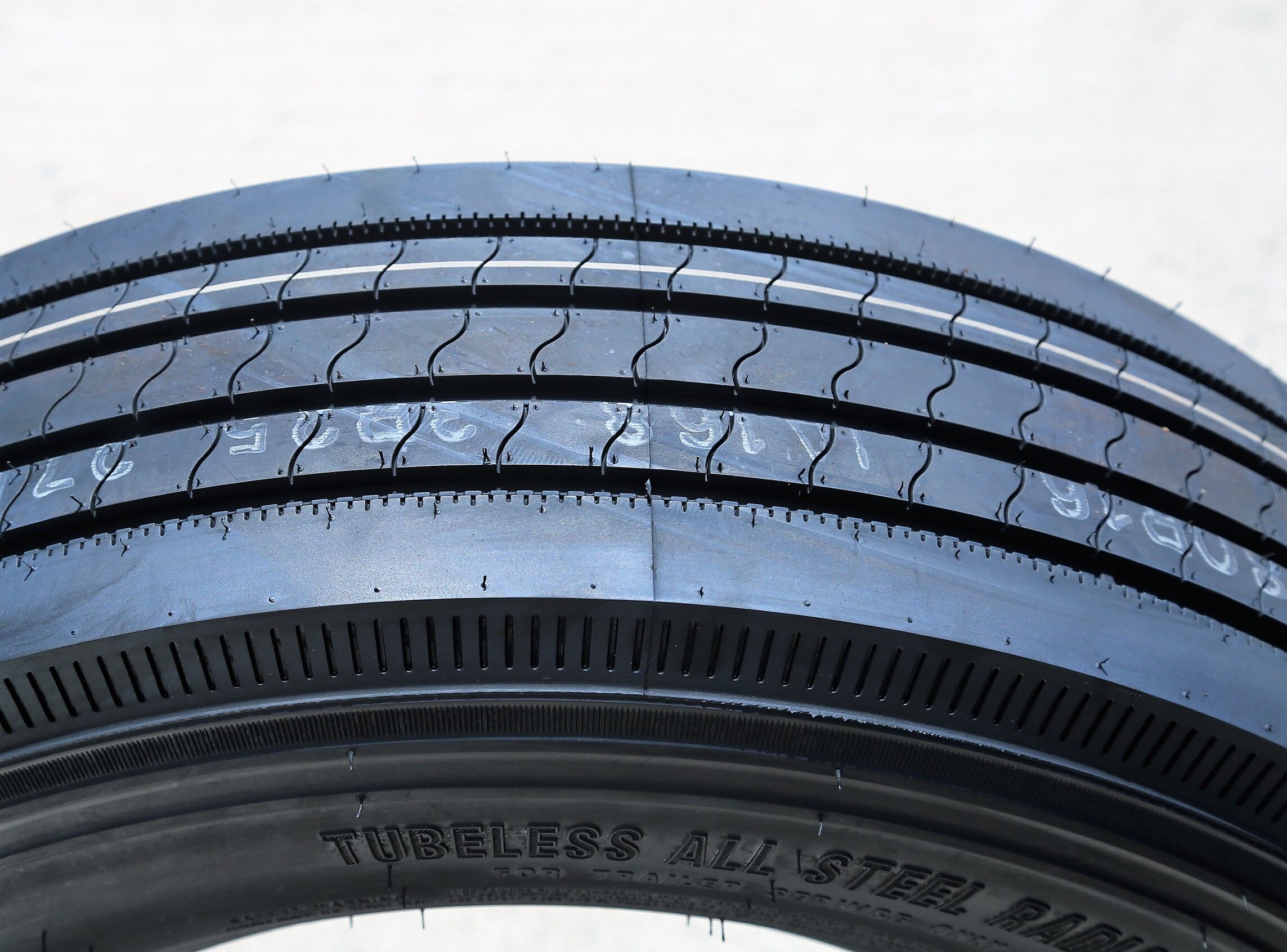 Transeagle ST Radial ST 235/80R16 129/125M G (14 Ply)