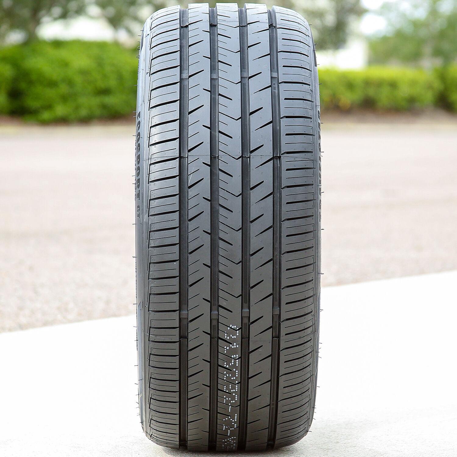 Travelstar Ecosport GT 245/45R20 ZR 103W XL