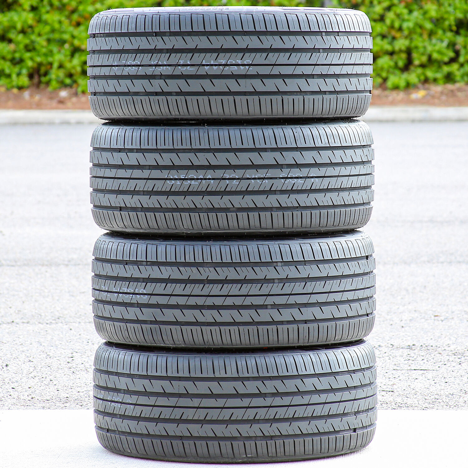 Travelstar Ecosport GT 285/45R22 114V XL